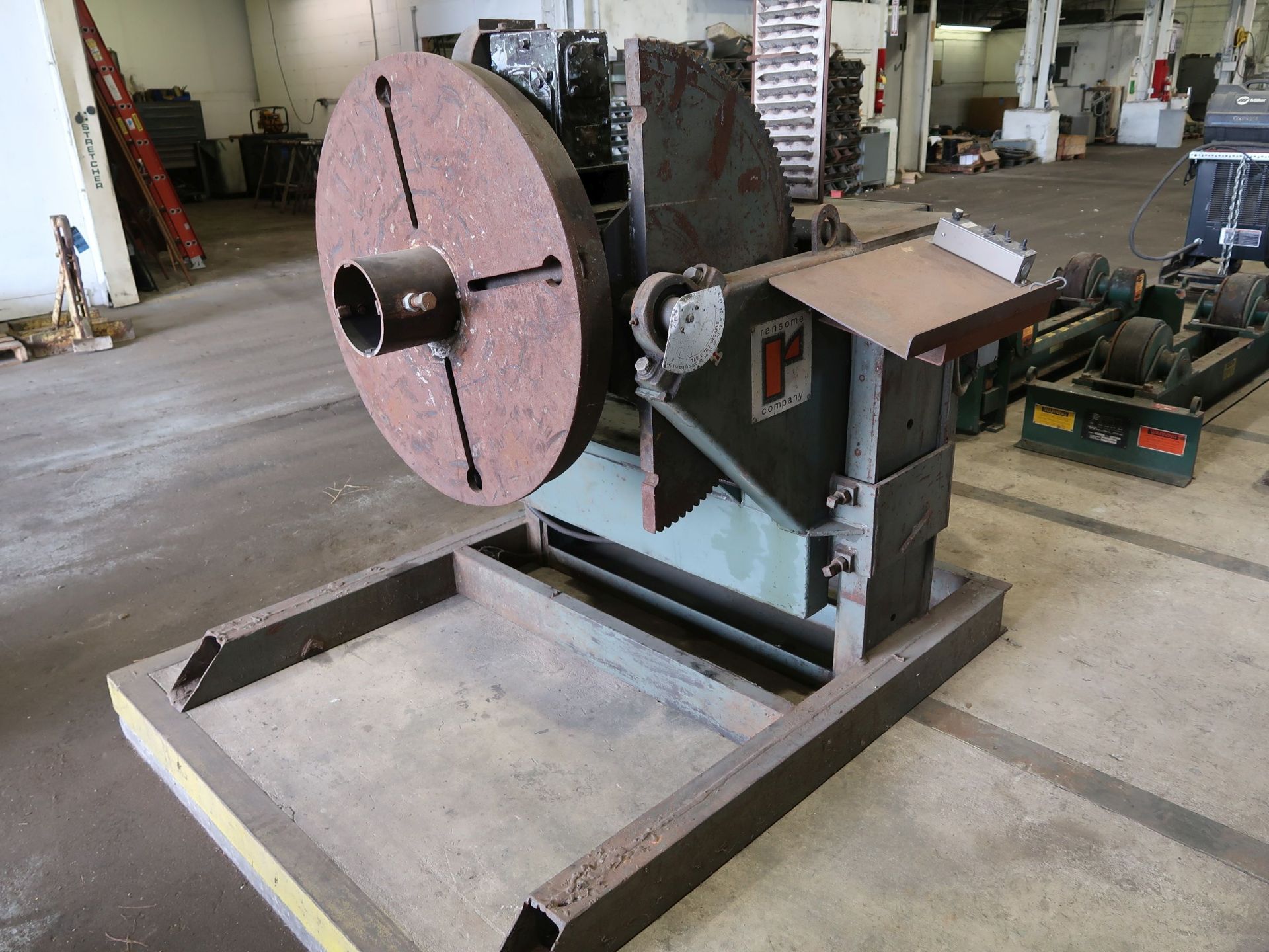 2,500 LB. RANSOME MODEL 25P-A TILTING & ROTATING MOTORIZED WELDING POSITIONER; S/N 1622844, PENDANT, - Image 3 of 7