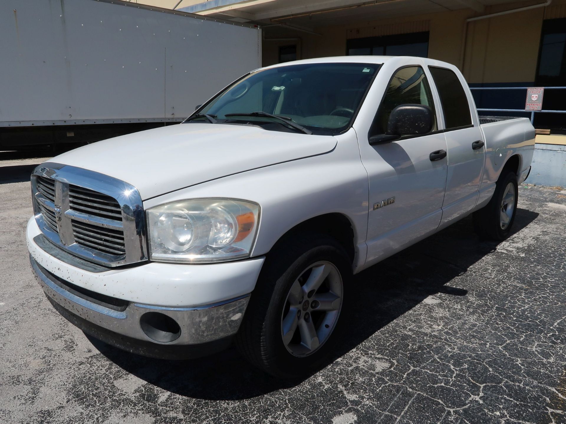 2008 DODGE RAM BIG HORN 4-DOOR CREW CAB FLEX-FUEL PICKUP TRUCK; VIN #1D7HA18N58J233700, 4.7 LITER - Image 8 of 12