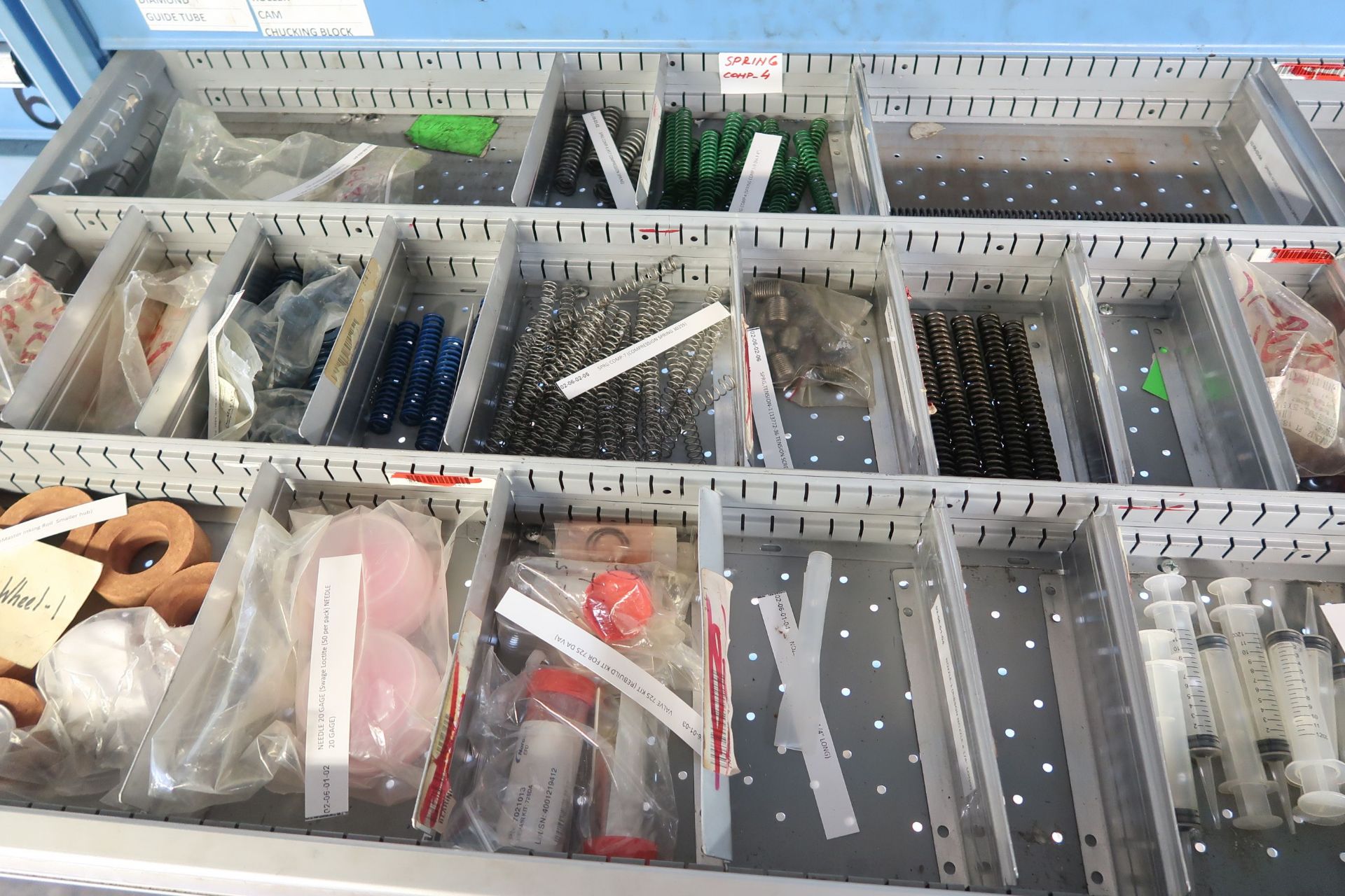 11-DRAWER LISTA CABINET WITH CONTENTS HARDWARE, CAMS, GEARS, TOOLING, COLLETS, PUMPS - Image 6 of 13