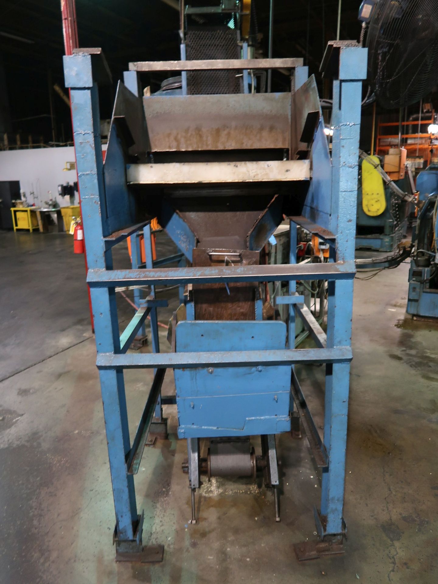 10" PERFORMANCE FEEDERS INCLINE LOAD CONVEYOR - Image 2 of 3