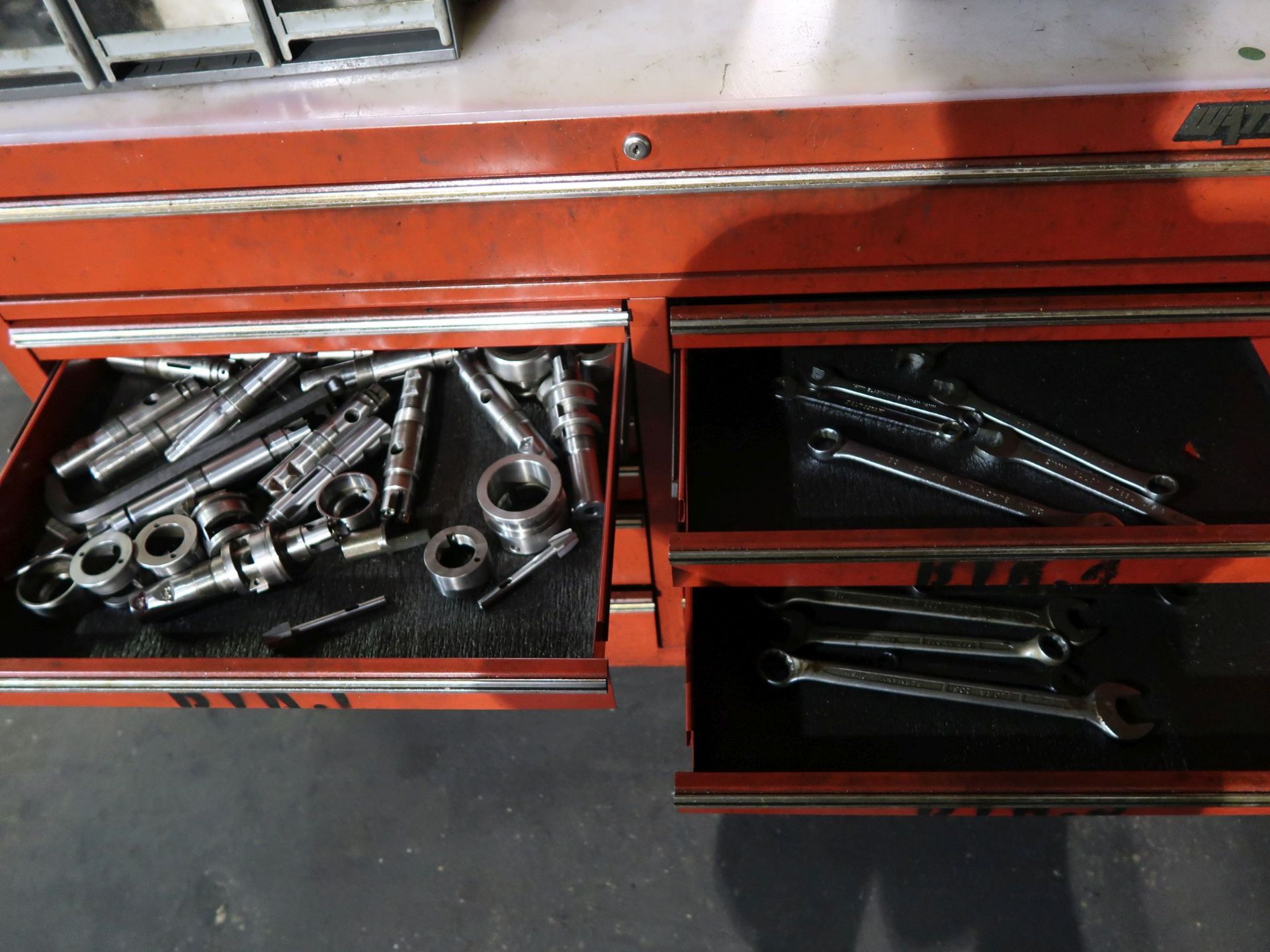 (LOT) MISCELLANEOUS ACME PARTS WITH CABINETS AND CARTS - Image 4 of 7