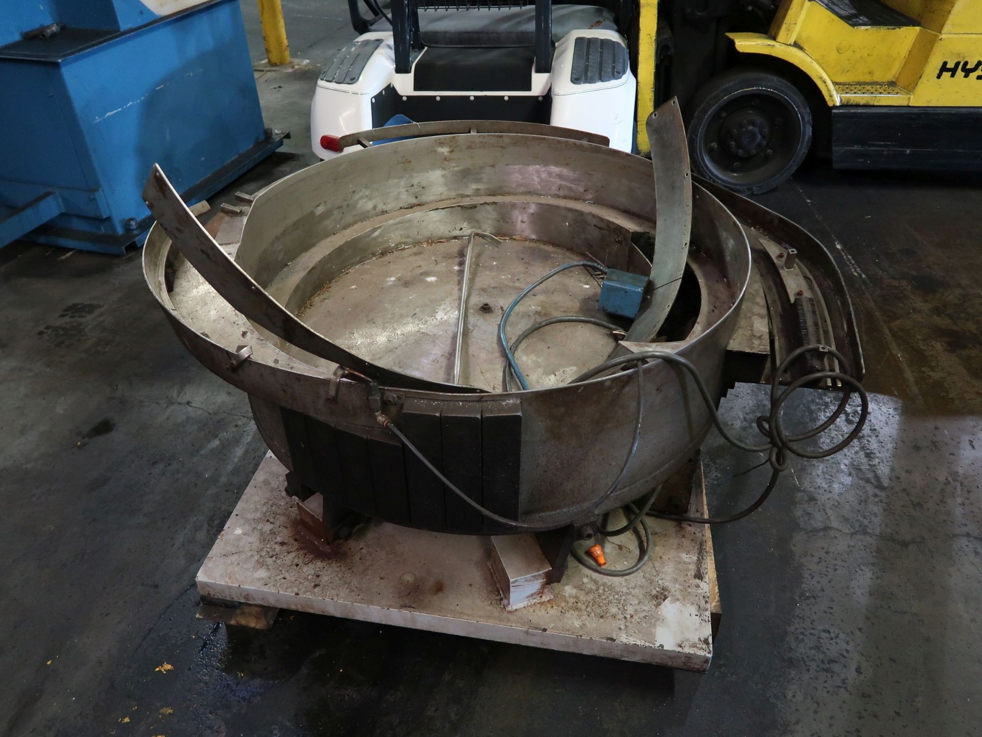 36" VIBRATORY FEEDER - Image 2 of 2