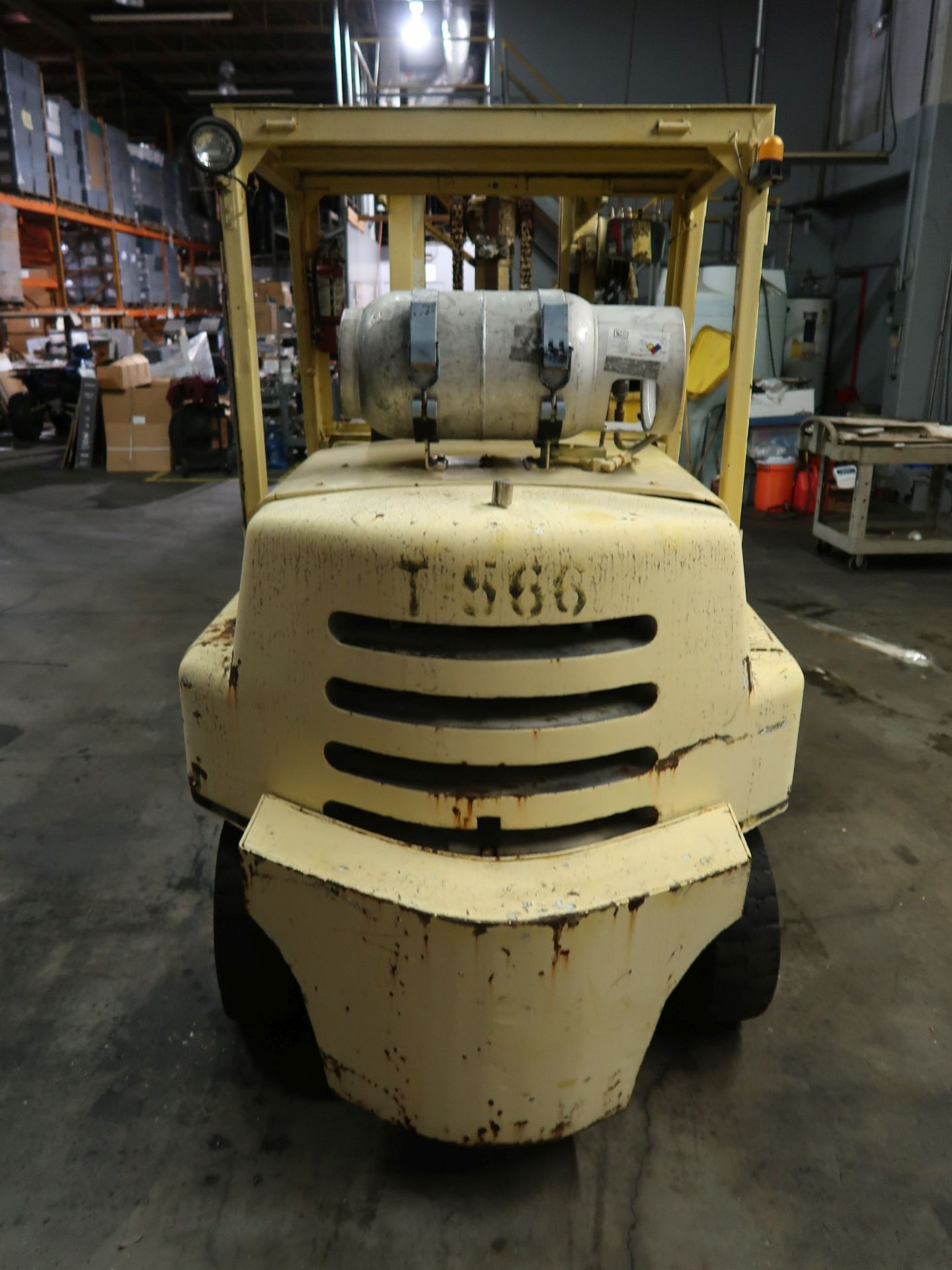 12,500 LB. HYSTER MODEL S125A LP GAS SOLID TIRE LIFT TRUCK; S/N A024D05055D, 2-STAGE MAST, 89" - Image 6 of 11