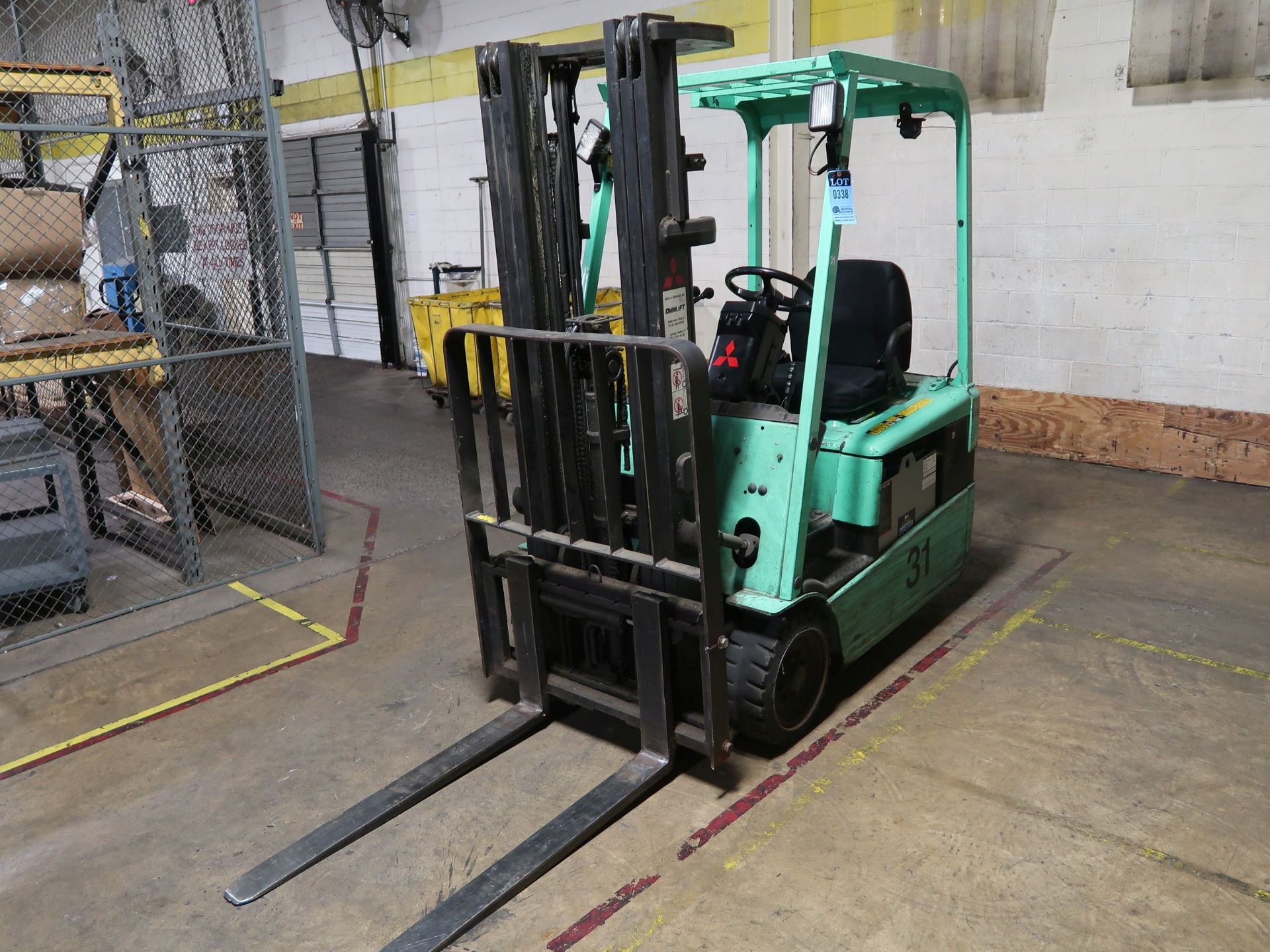 3,000 LB. MITSUBISHI MODEL FB16KT ELECTRIC SIT-DOWN 3-WHEEL LIFT TRUCK; S/N EFB4B00226, 3-STAGE