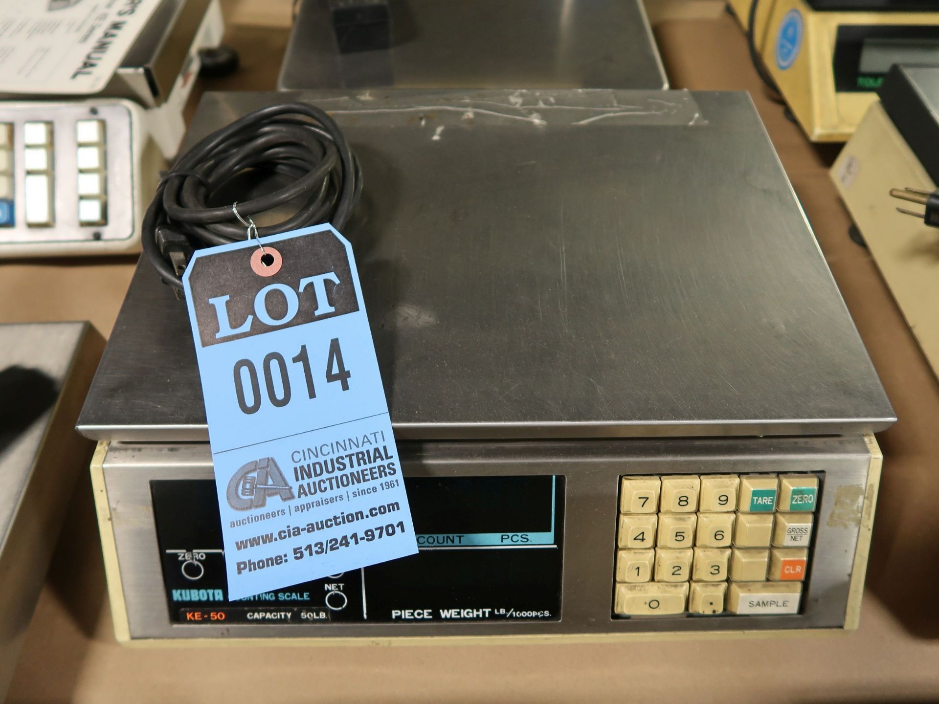 50 LB. KUBOTA DIGITAL COUNTING SCALE