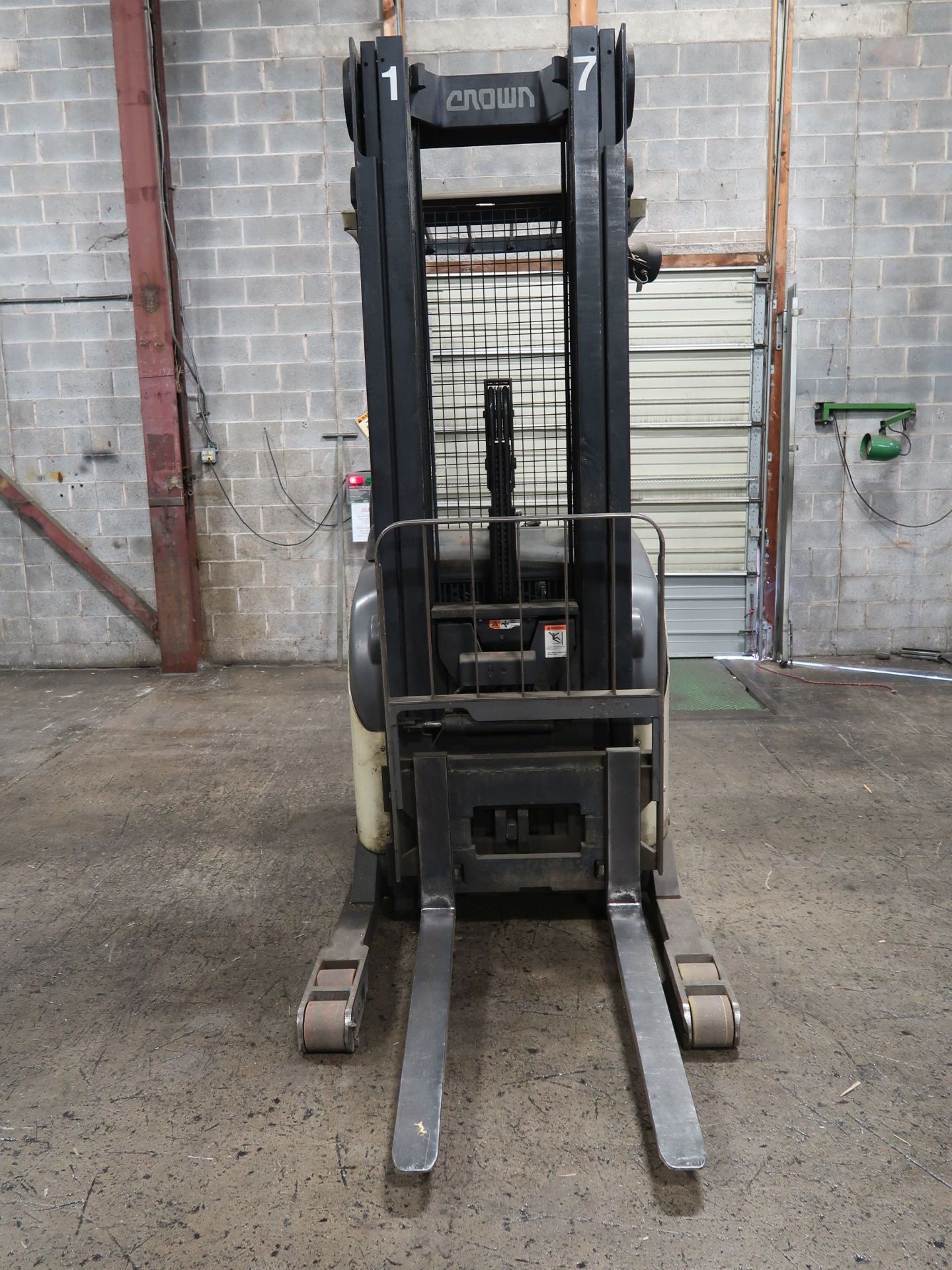 4,500 LB. CROWN MODEL RR5000 ELECTRIC REACH TRUCK; S/N 1A234606, 240" LIFT HEIGHT, 29" REACH, 3, - Image 2 of 15