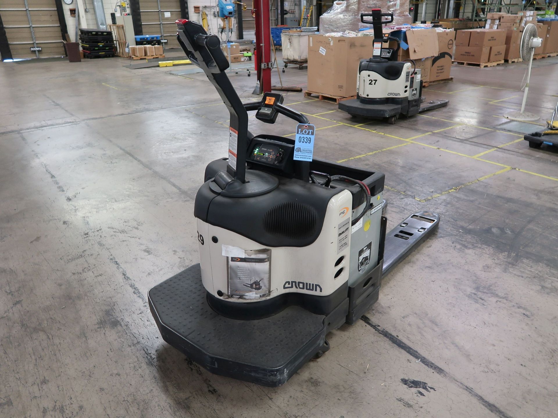 6,000 LB. CROWN MODEL PE4500-60 ELECTRIC RIDER TYPE PALLET TRUCK; S/N 6A334680, 24-VOLT W/ CHARGER