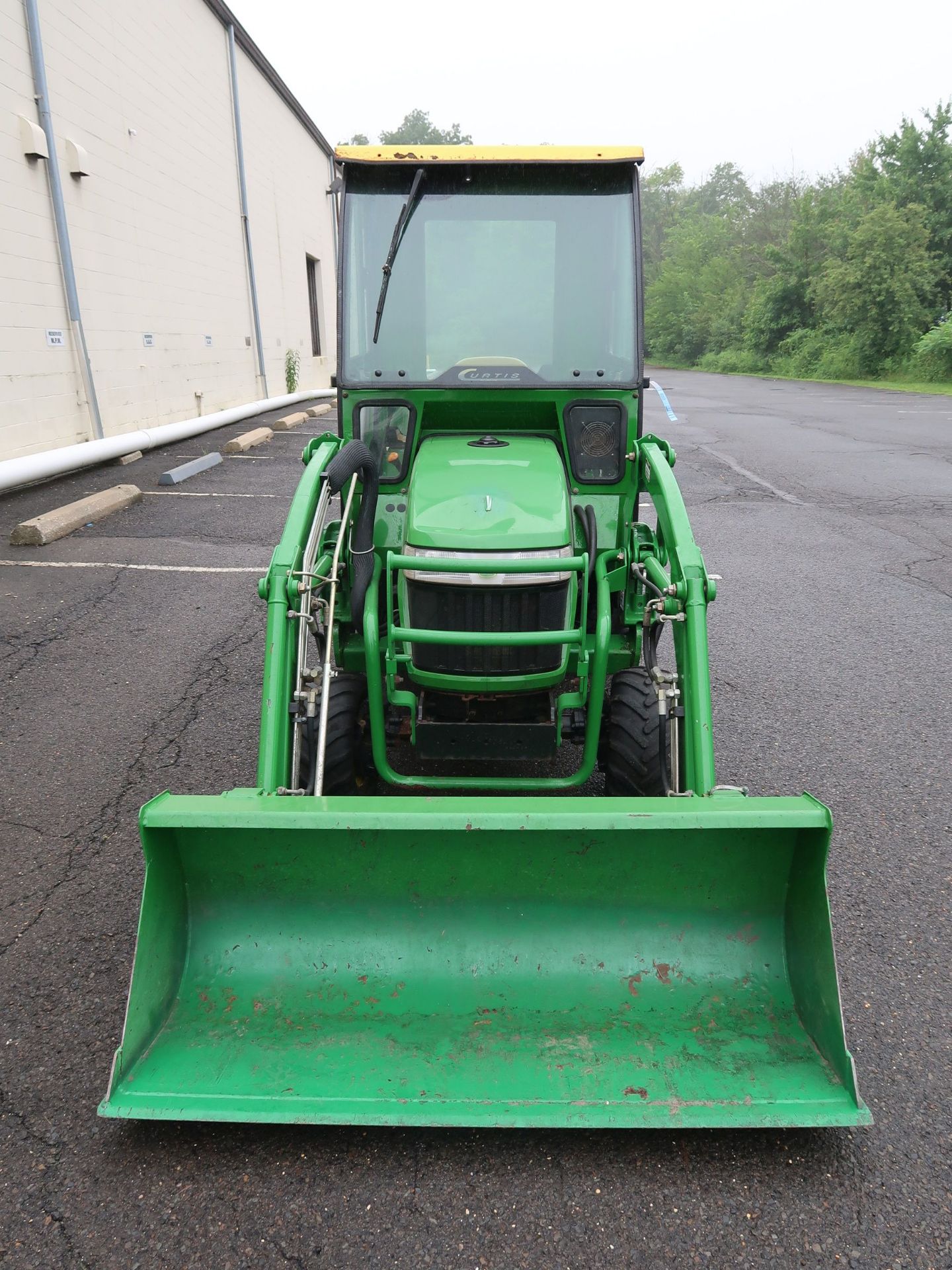 JOHN DEERE MODEL 2305 TRACTOR W/ 50" HYDRAULIC BUCKET & COUNTER WEIGHT; S/N 205520, 290 HOURS - Image 2 of 13