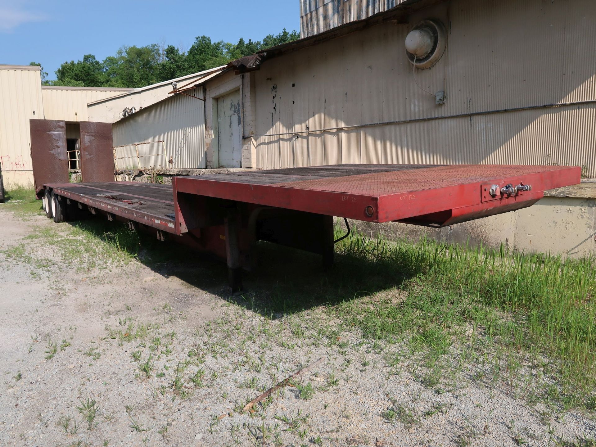 2002 53' WABASH STEP DECK TRAILER; VIN # 1JJF532W42S784406, 102" DECK, 93" LONG X 42" WIDE RAMPS