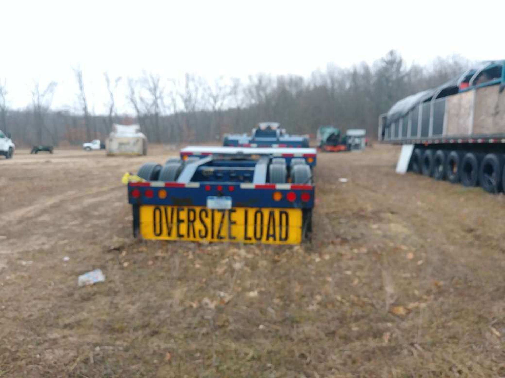 **1968 - 75 TON PEERLESS DETACHABLE GOOSENECK LOWBOY TRAILER W/ (2) JEEPS; VIN #687249 (REBUILT 2010 - Image 3 of 4