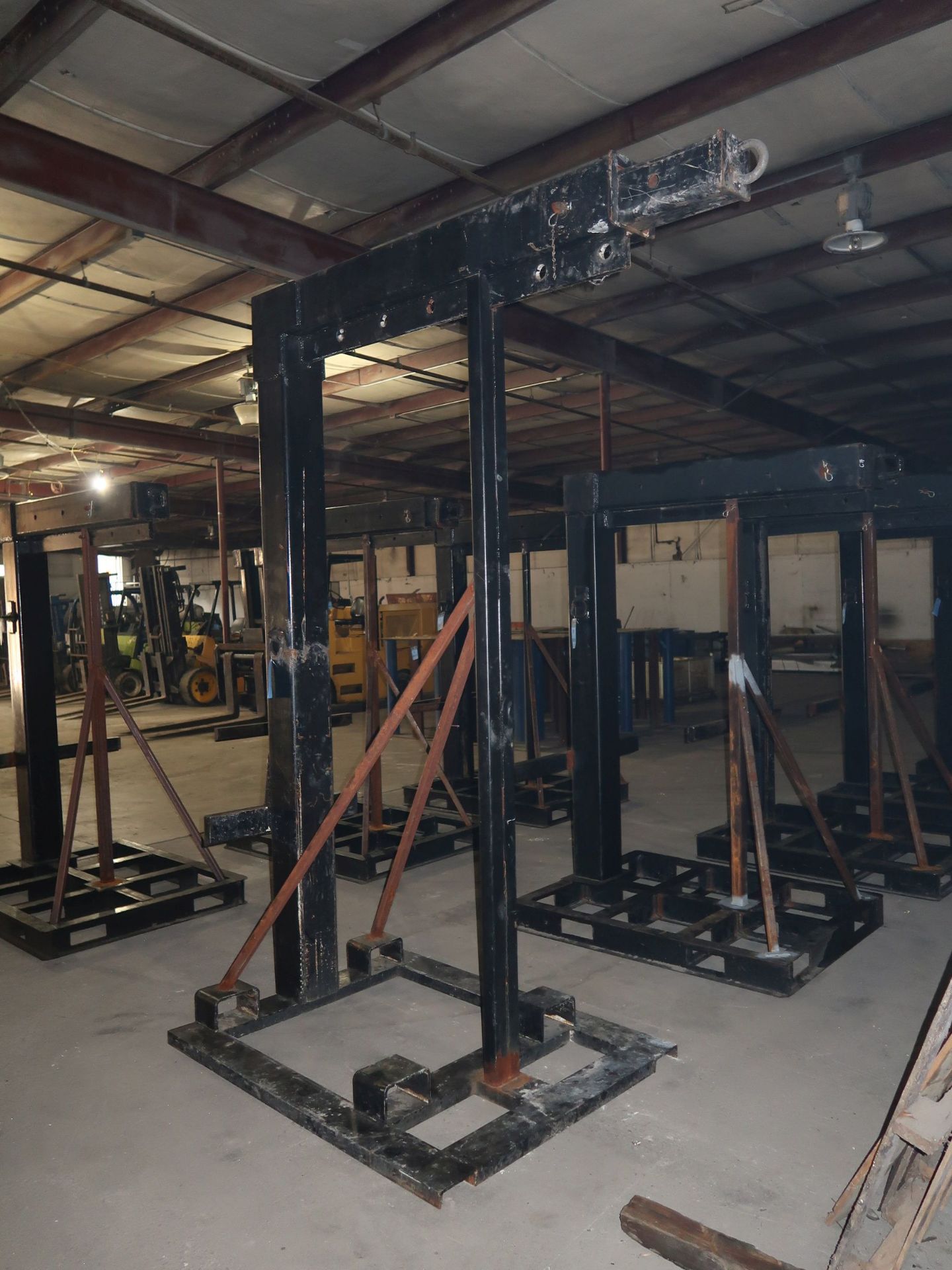 5'6" EXTENDABLE ARM X 110" TALL FORKLIFT JIB