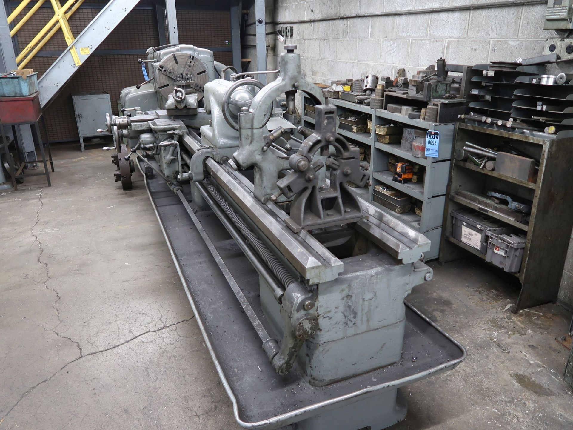 24" X 120" AMERICAN PACEMAKER ENGINE LATHE; S/N 69197-46, (2) 8" 4-JAW CHUCKS, TAPER ATTACHMENT, - Image 11 of 12