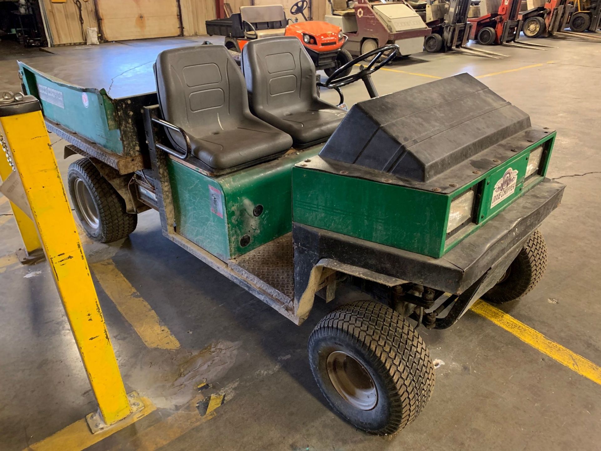 CUSHMAN MODEL 4W JUNIOR TURF GAS POWERED ALL TERRAIN DUMP BED UTILITY VEHICLE **OUT OF SERVICE** - Image 2 of 7