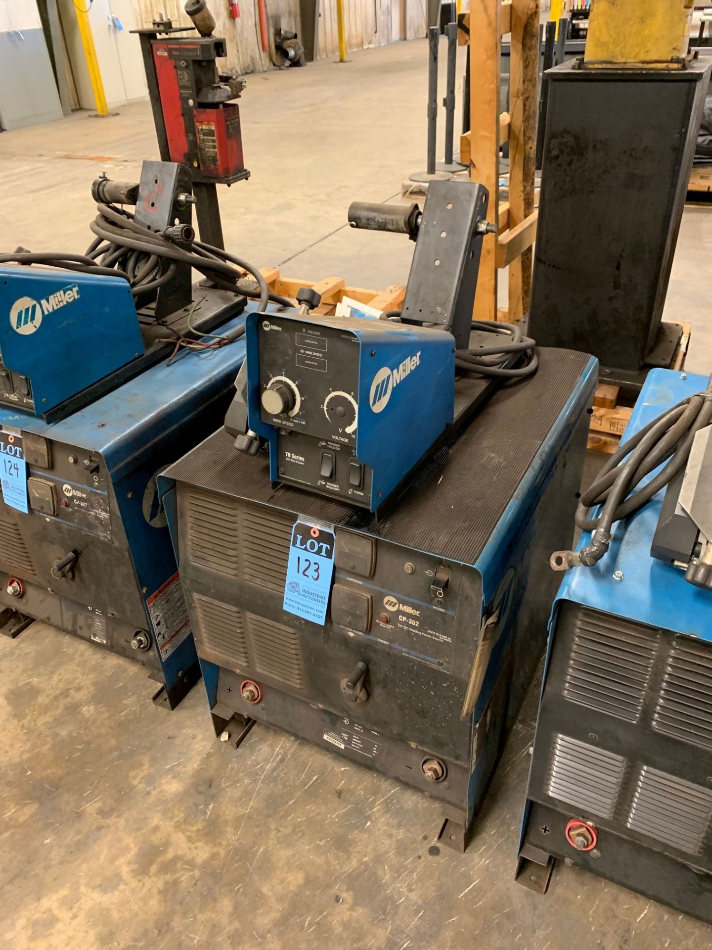 300 AMP MILLER MODEL CP-302 CV-DC WELDING POWER SOUCE; S/N LE497848 WITH 24 VOLT MILLER 70 SERIES