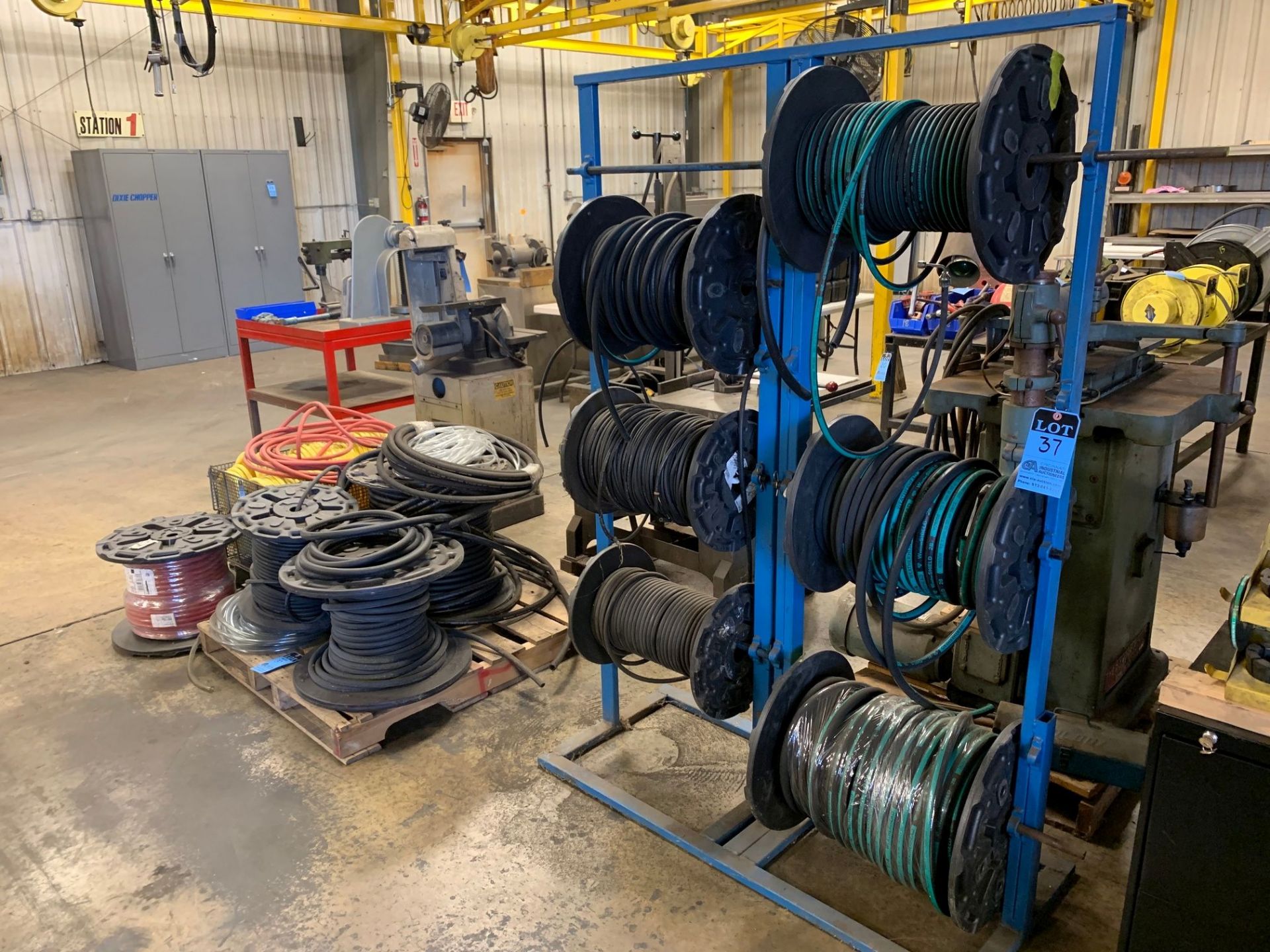 (LOT) MISCELLANEOUS HYDRAULIC AND AIR HOSE