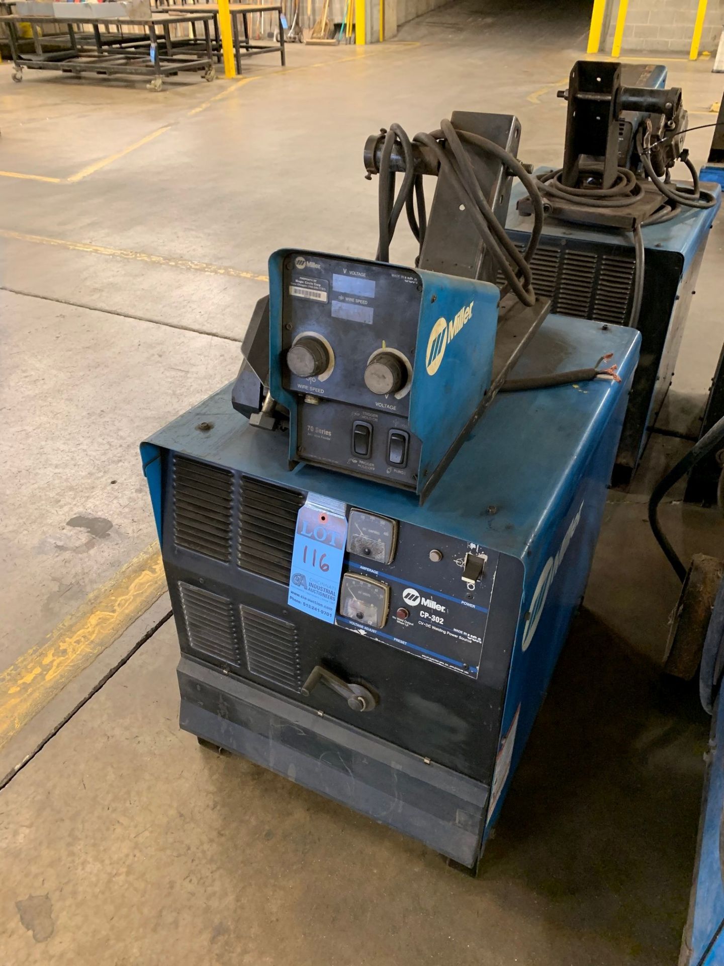 300 AMP MILLER MODEL CP-302 CV-DC WELDING POWER SOURCE; S/N LF480007C WITH 24 VOLT MILLER 70