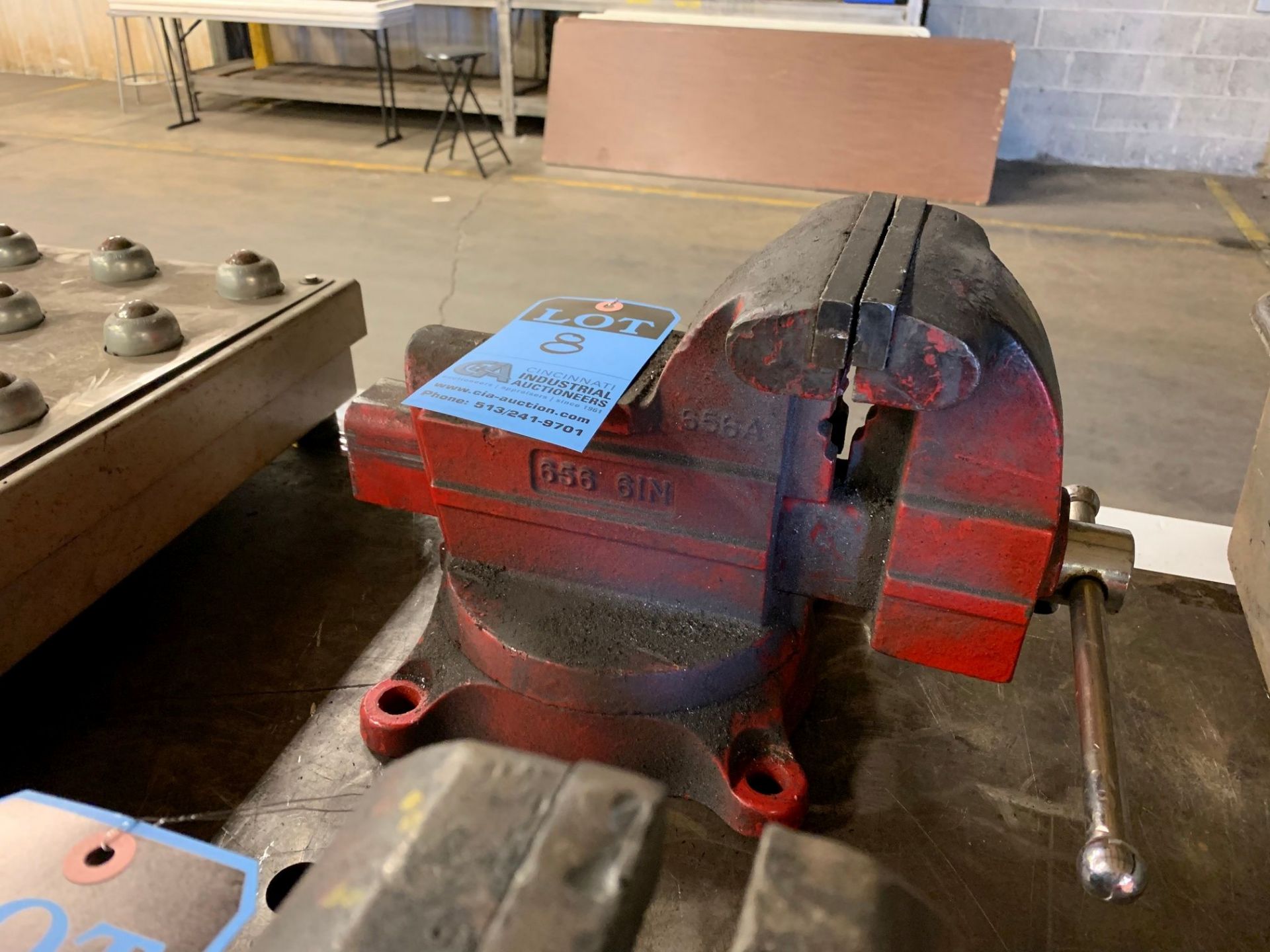 6" HEAVY DUTY BENCH VISE