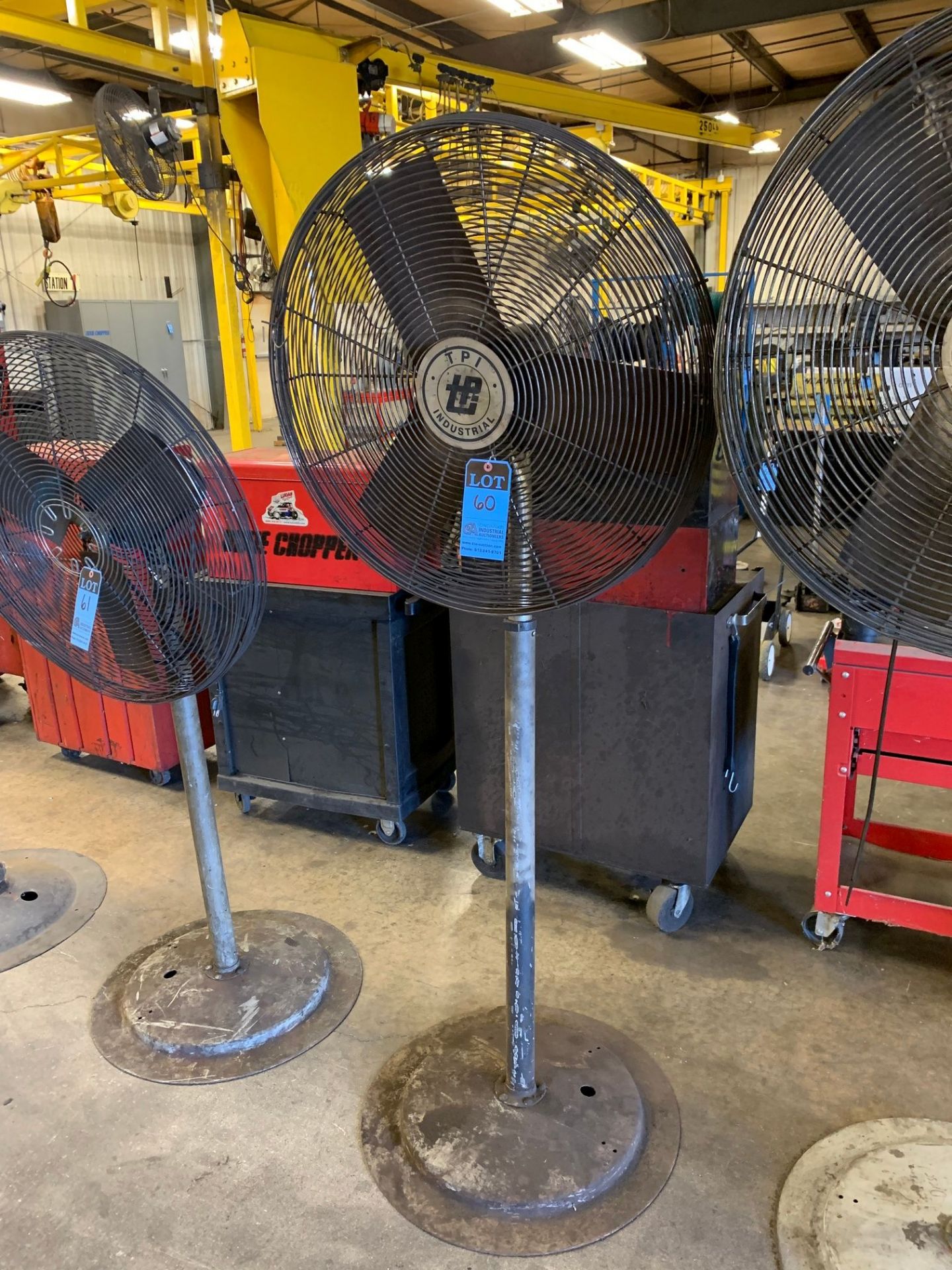 30" DIAMETER PEDESTAL AIR CIRCULATOR