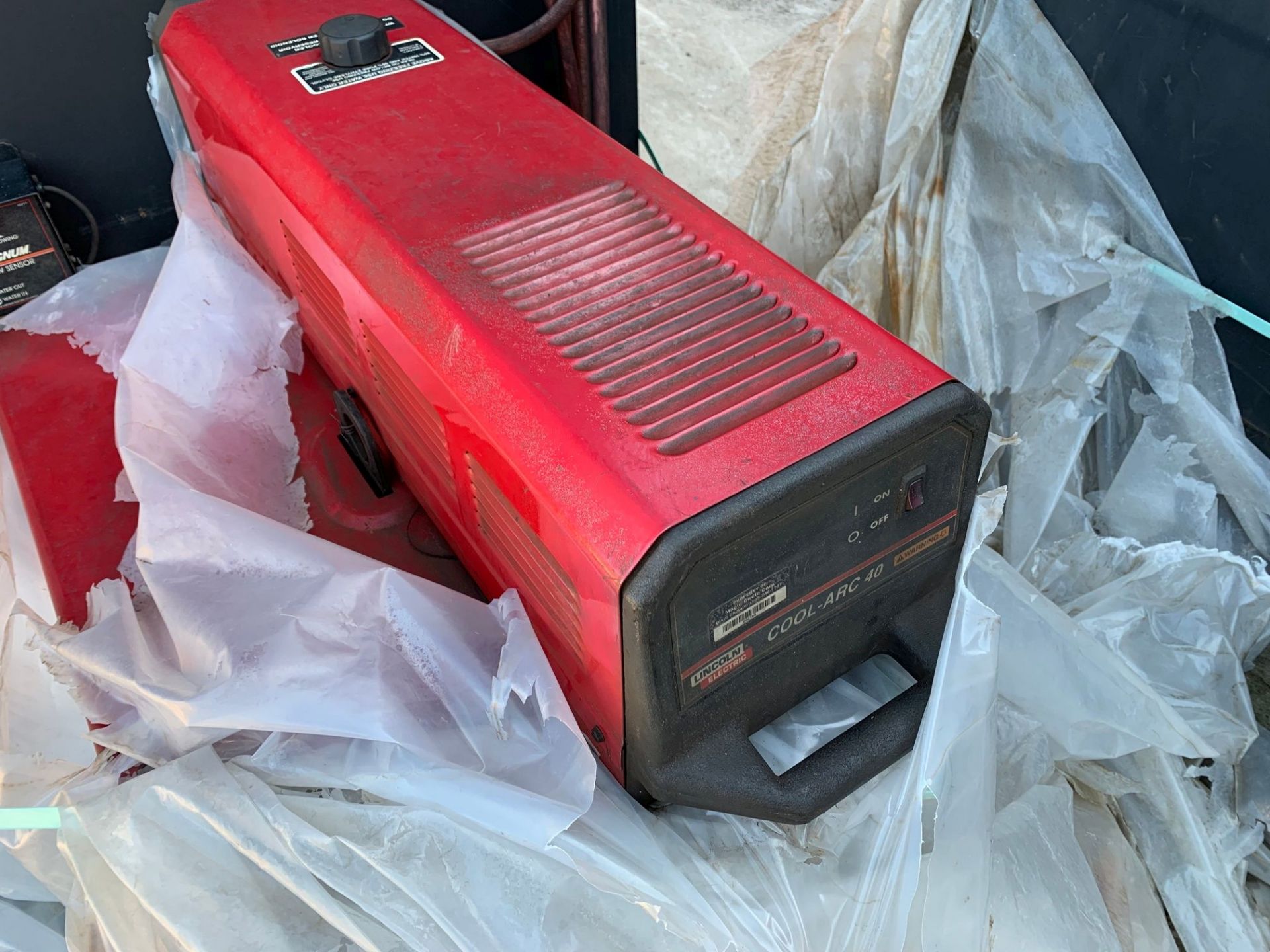 FANUC ARCMATE 100/B ROBOTIC MIG WELDER NO. F-69014 WITH LINCOLN ELECTRIC POWER REAM - Image 9 of 17