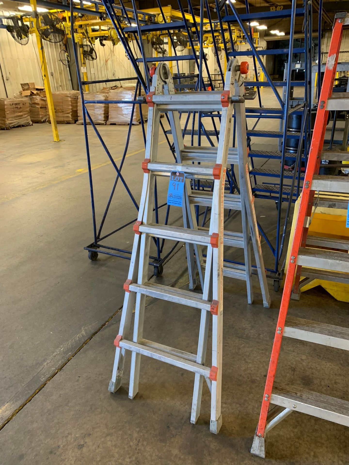 LITTLE GIANT MODEL 10103 ALUMINUM ARTICULATING LADDER