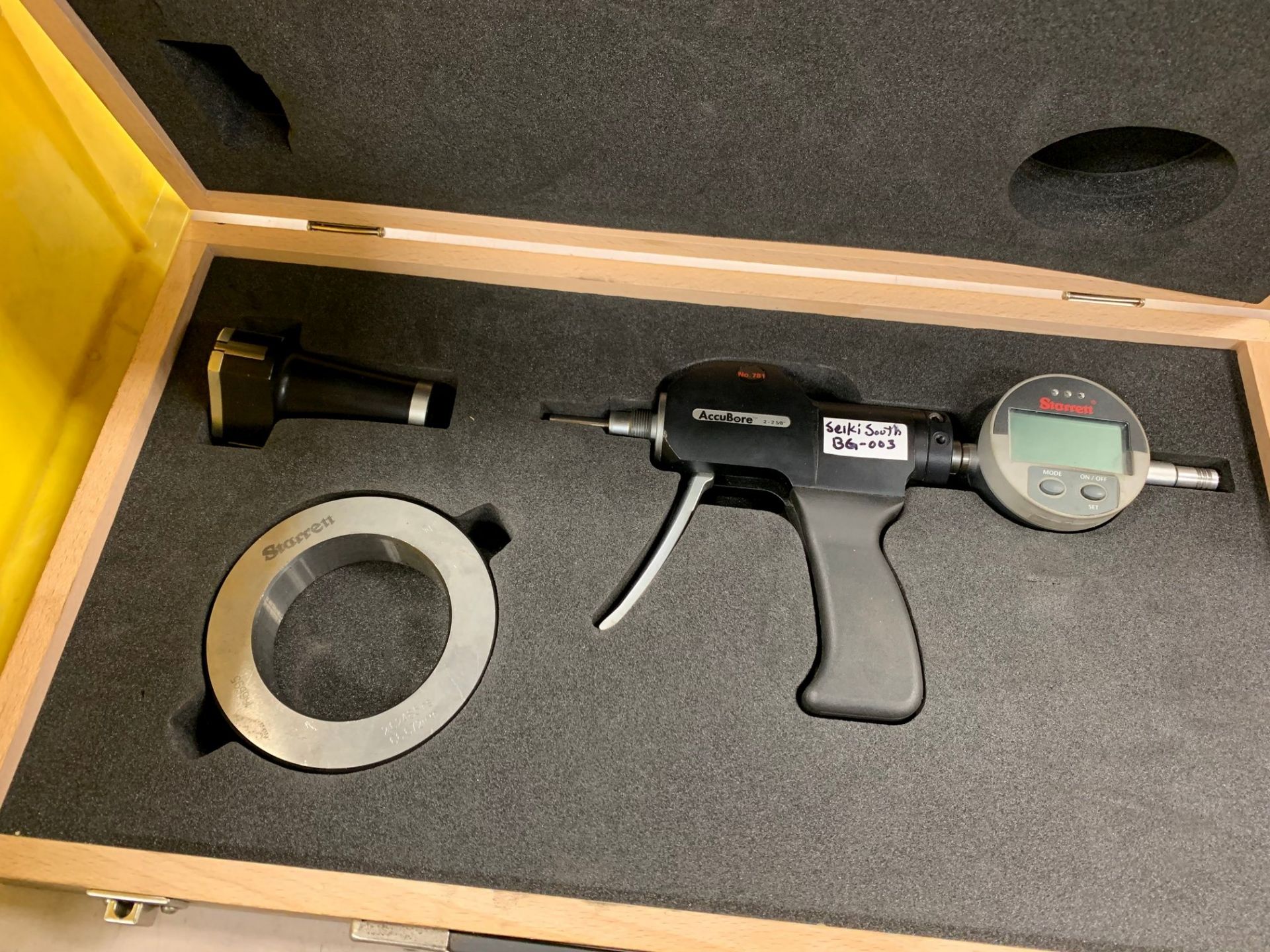 (LOT) MISCELLANEOUS INSPECTION TOOLS, CALIPERS, MISCELLANEOUS, BORE GAUGES, PROTRACTORS AND OTHER - Image 8 of 11