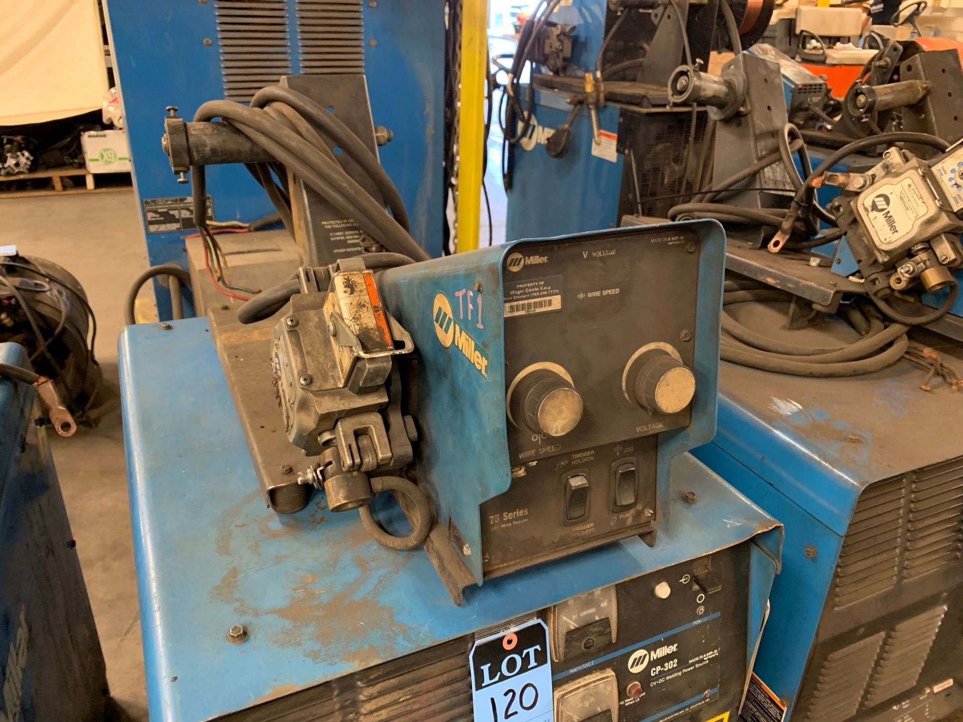 300 AMP MILLER MODEL CP-302 CV-DC WELDING POWER SOURCE; S/N KK114621 WITH 24 VOLT MILLER 70 SERIES - Image 3 of 4