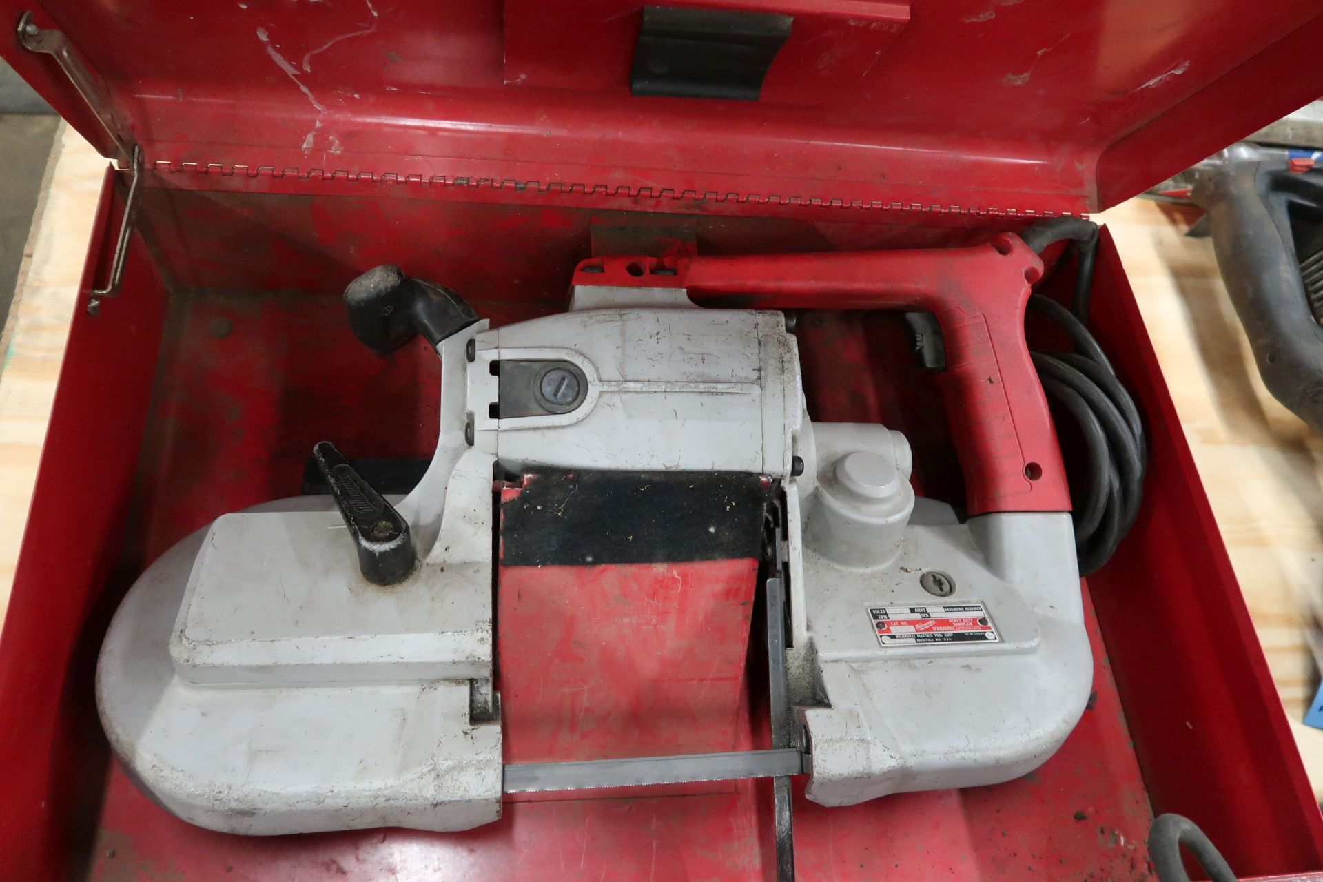 MILWAUKEE DEEP CUT BAND SAW