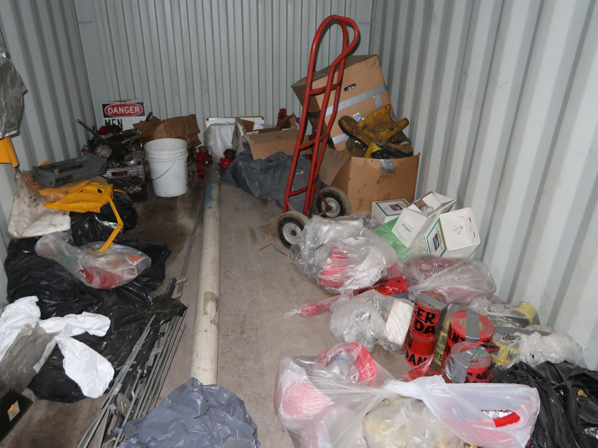 8' WIDE X 20' LONG CHARLESTON MARINE CONEX STORAGE CONTAINER WITH CONTENTS SAFETY EQUIPMENT - Image 4 of 4