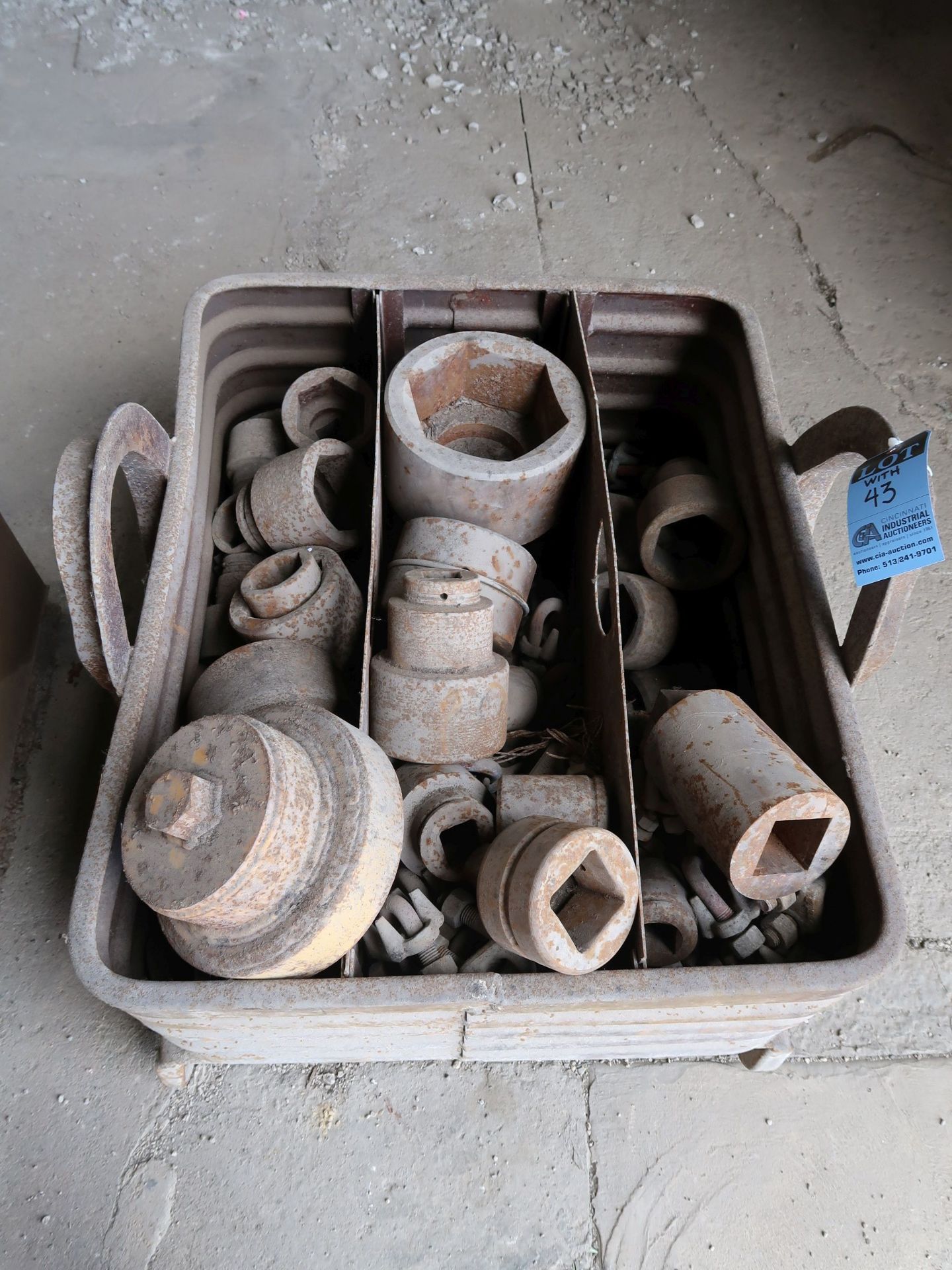 (LOT) SUPER DUTY MISCELLANEOUS DRIVE IMPACT SOCKETS WITH STORAGE CABINET AND CORRUGATED TUB WITH - Image 3 of 3