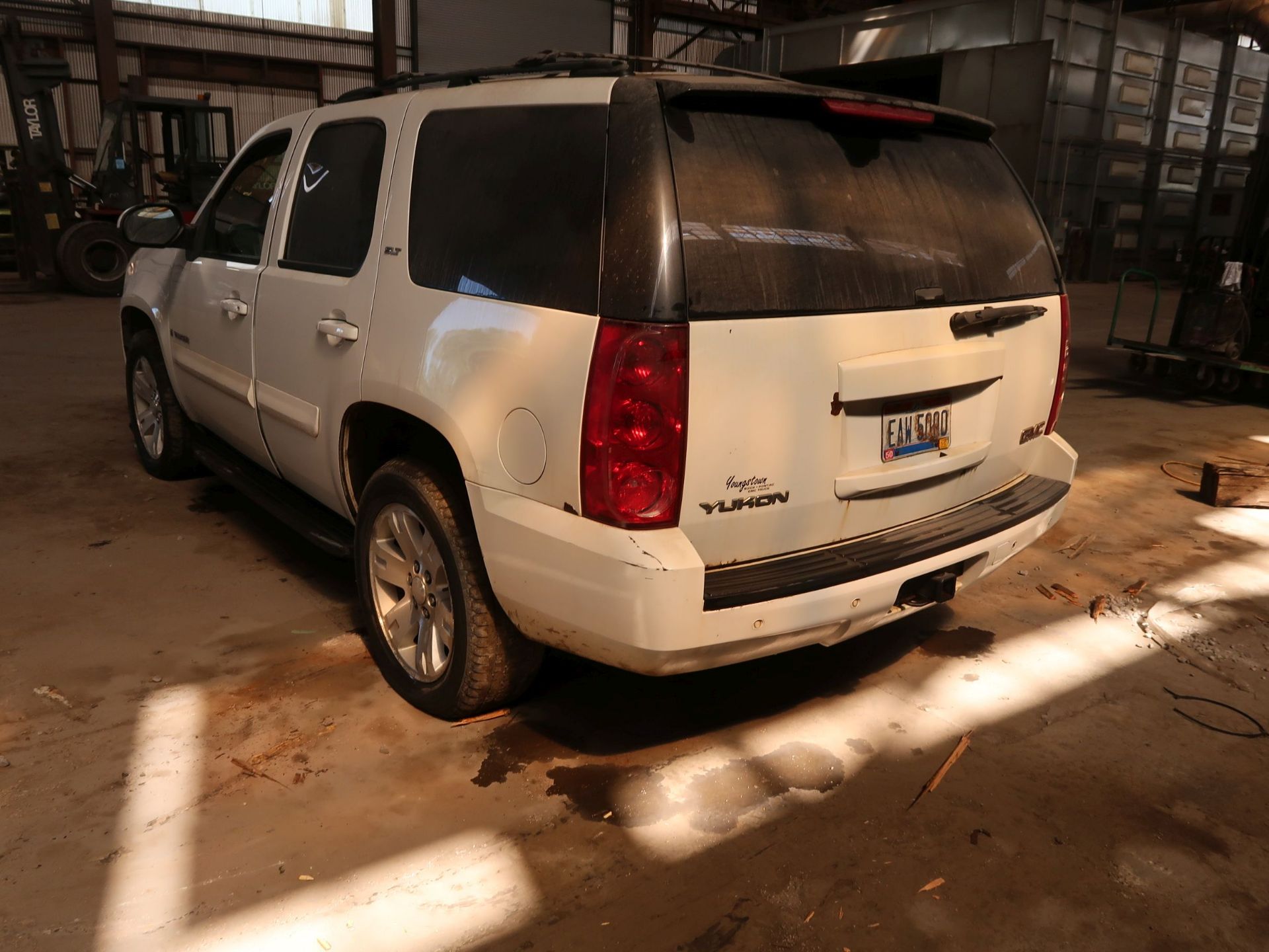 2007 GMC YUKON STL SUV; VIN 1GKFK13087J101589, 150,356 MILES, UNIT 02-614 - Image 5 of 10