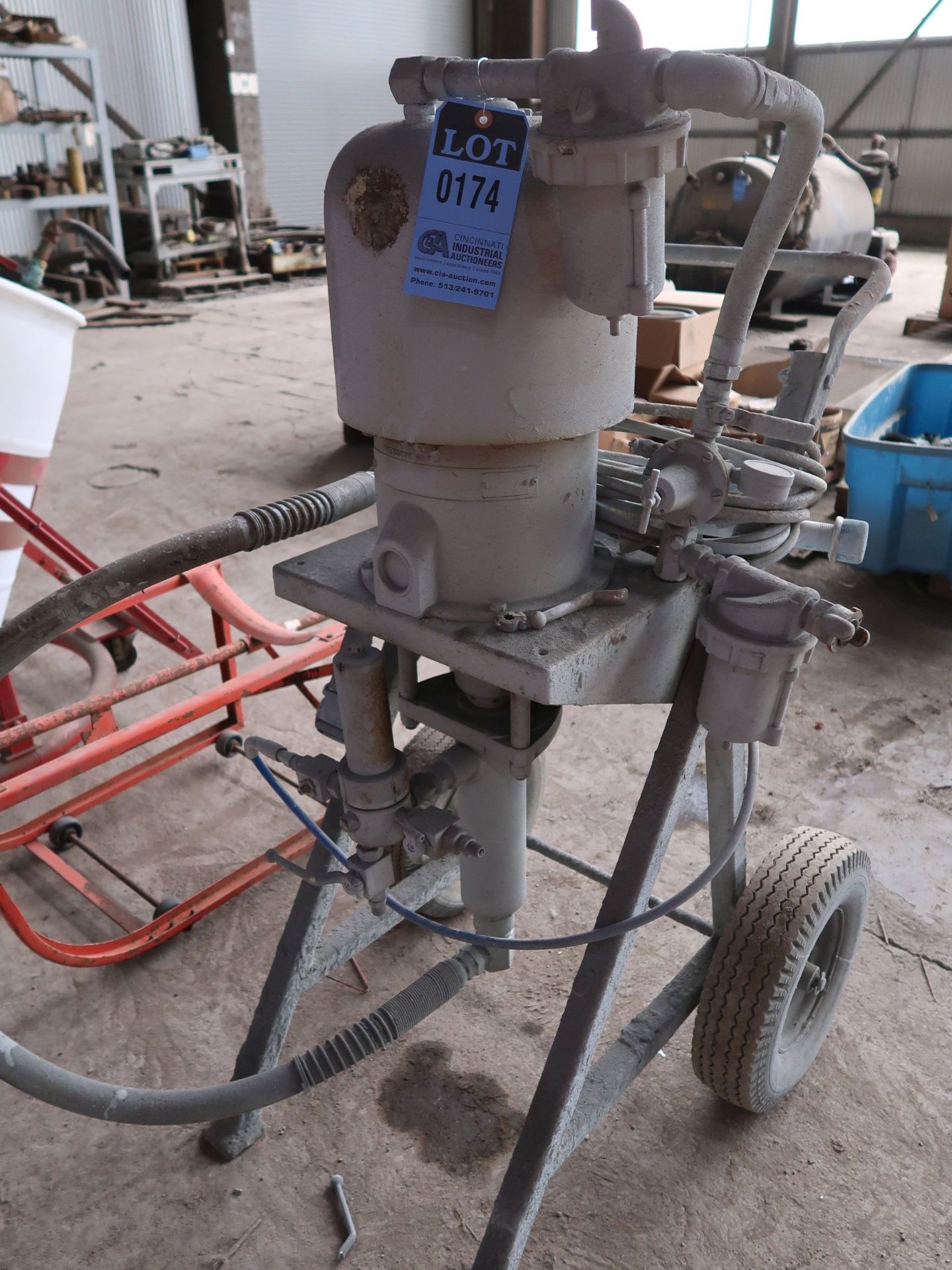 PNEUMATIC PAINT SPRAYER