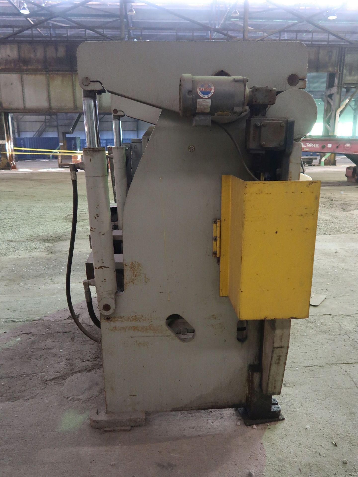 60 TON X 6' ACCURPRESS MODEL 7606 CNC HYDRAULIC PRESS BRAKE; S/N 28554LS - Image 2 of 10