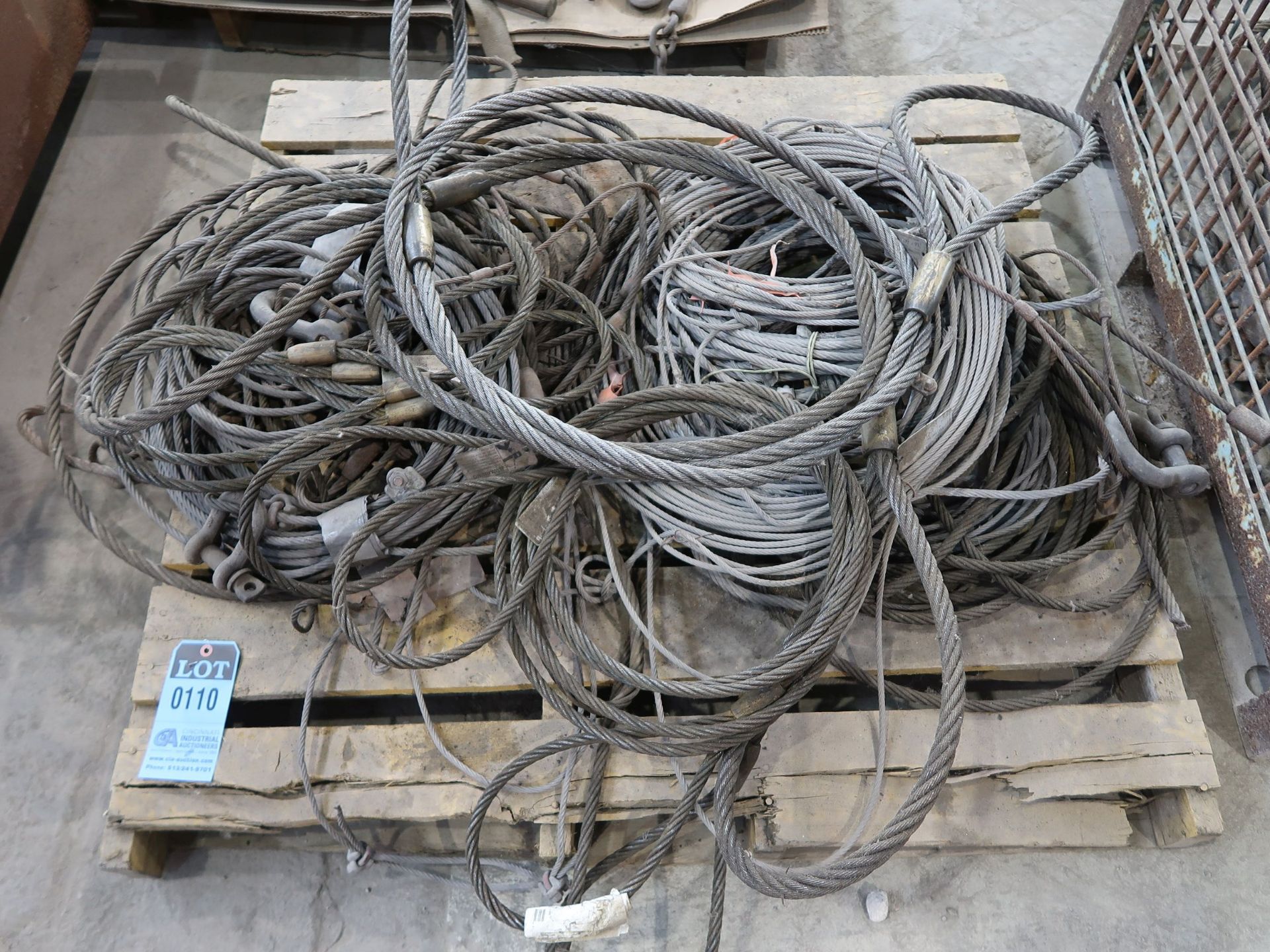 (LOT) CABLE SLINGS