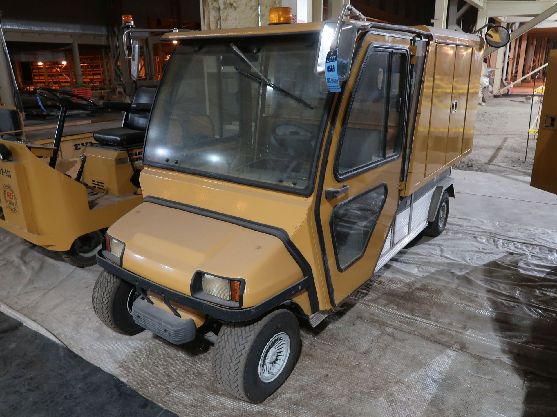 INGERSOLL RAND / CLUBCAR CARRYALL 6 ELECTRIC ENCLOSED REAR MAINTENANCE CART; S/N J0531-528158, 48" X