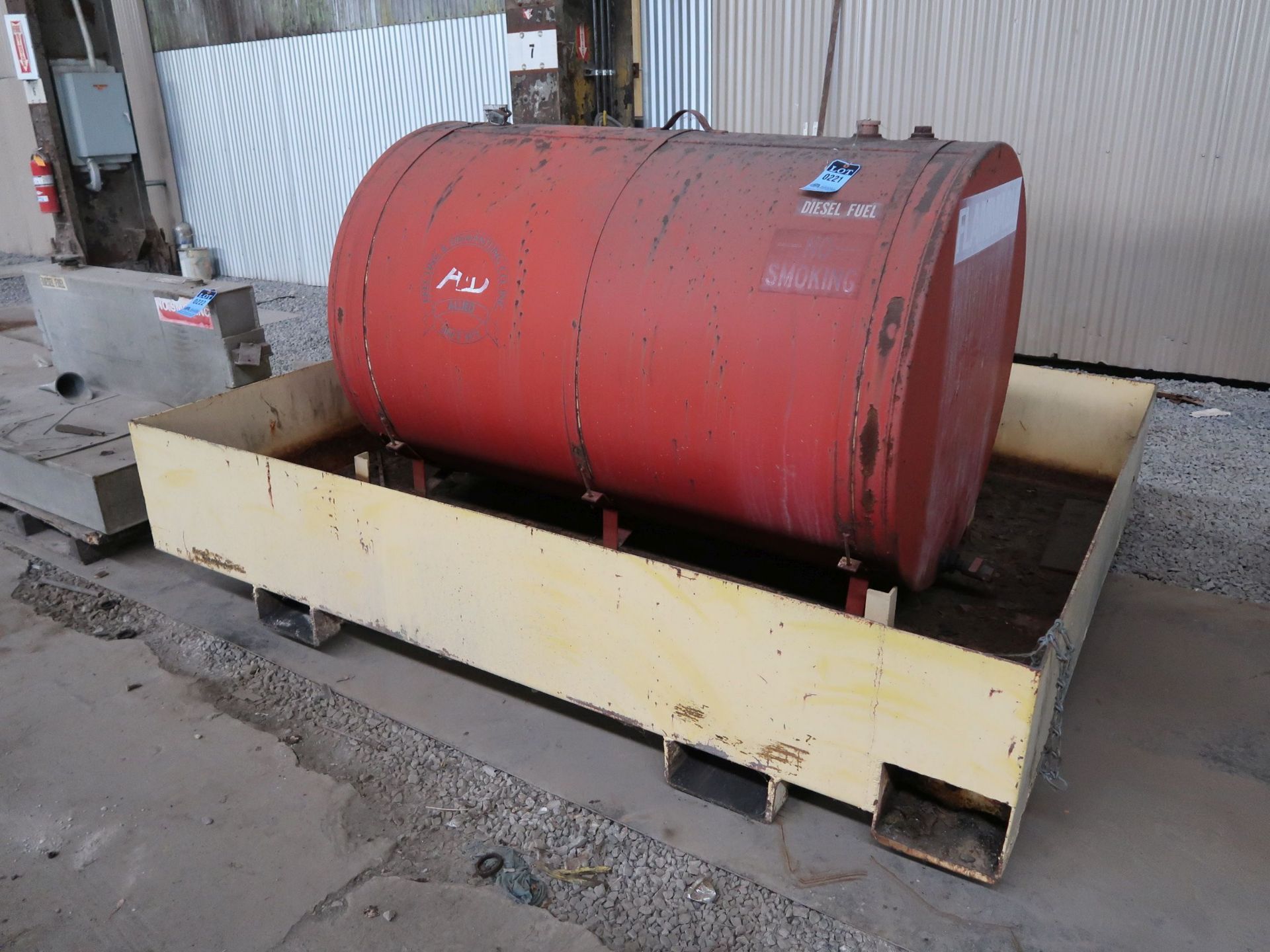 500 GALLON APPROX. DIESEL FUEL TANK WITH SPILL CONTAINER