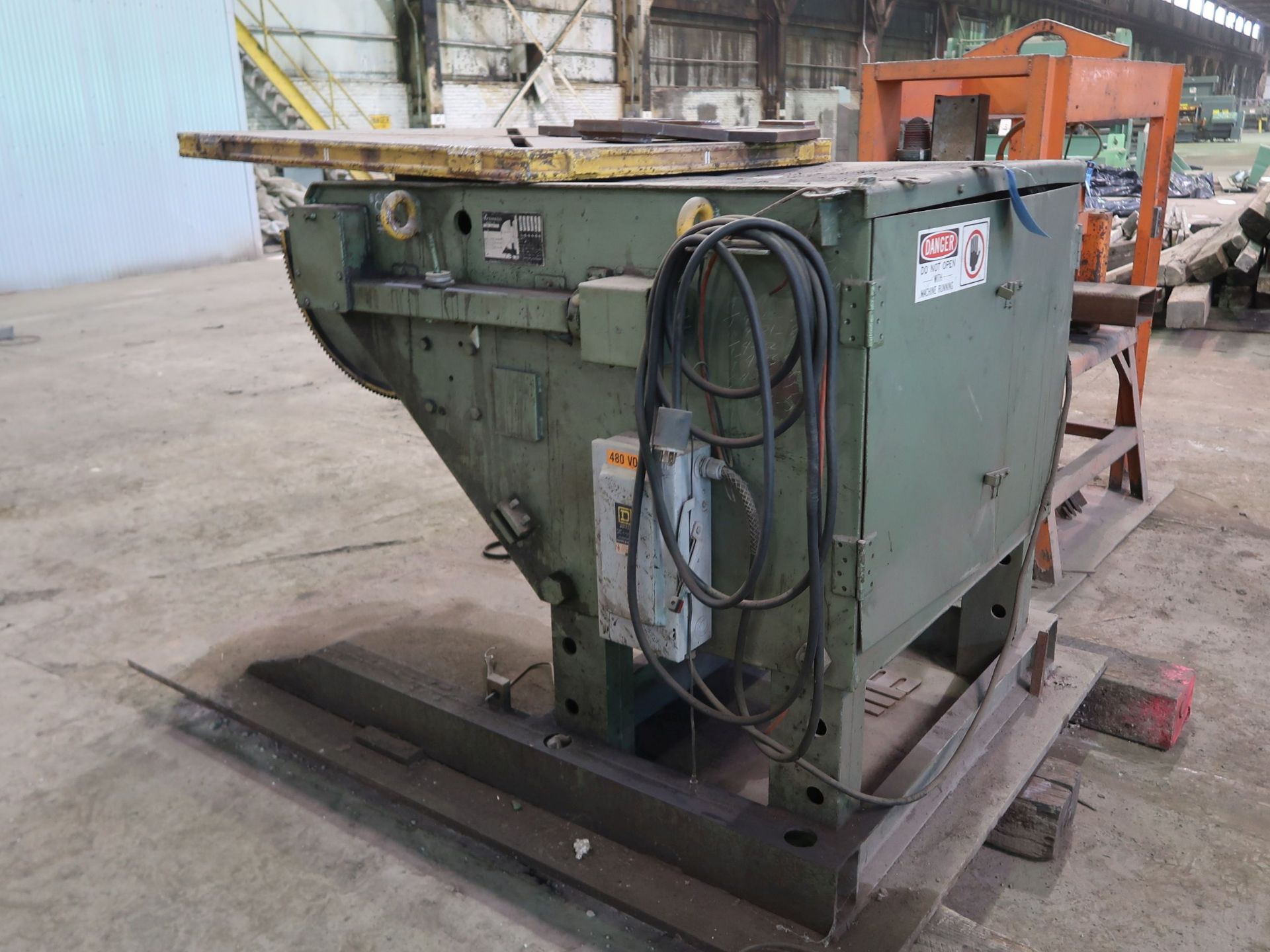 10,000 LB. ARONSON MODEL HD100 WELDING POSITIONER; S/N 5849, 48" X 48" FACE PLATE - Image 2 of 5