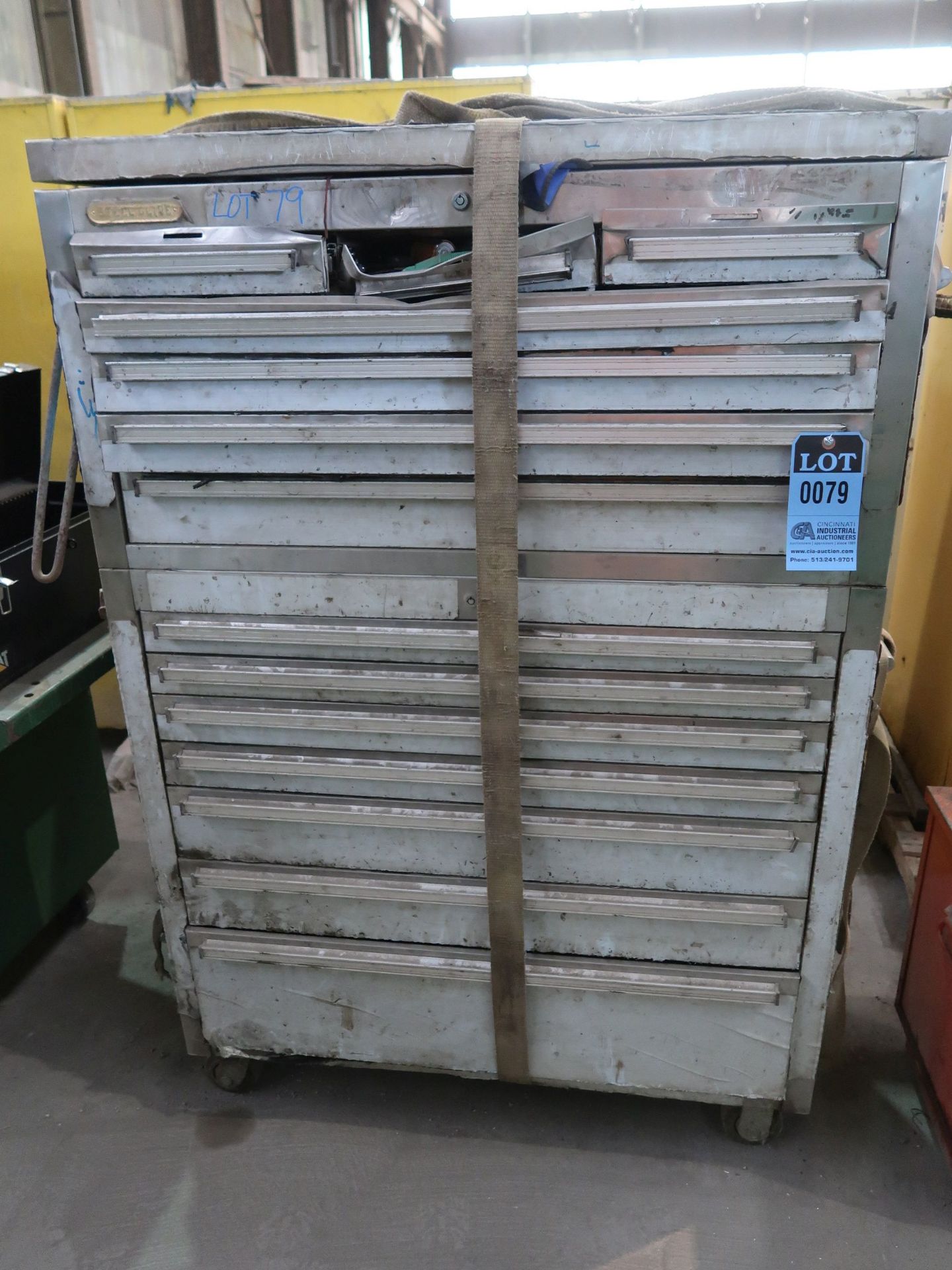 (LOT) MISCELLANEOUS HAND TOOSL WITH STEELGLIDE TOOL CHEST, PORTABLE TOOL CABINET AND TOOL BOXES