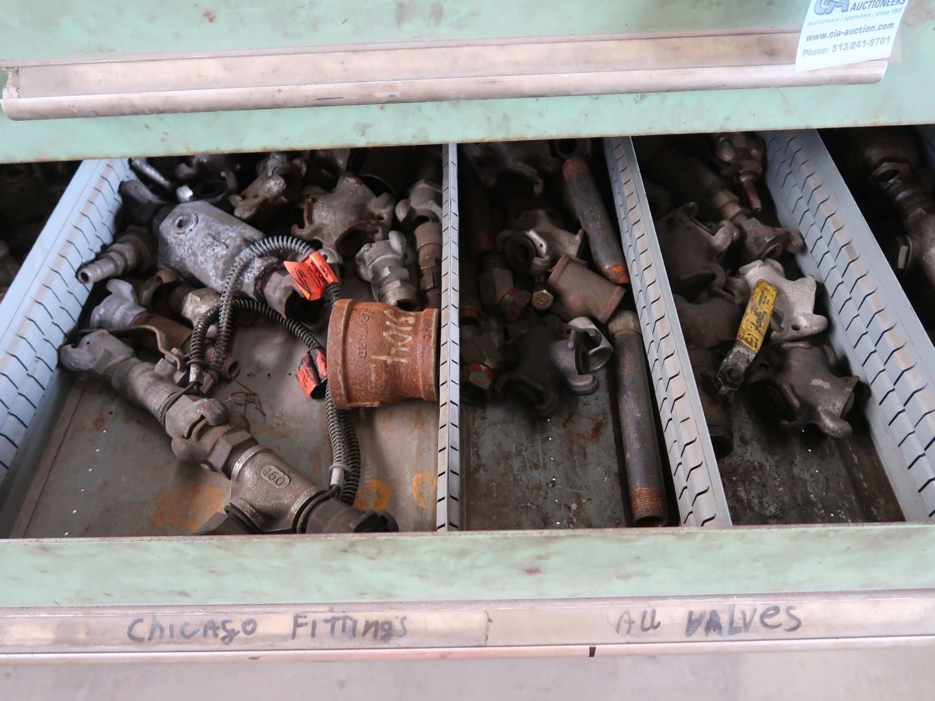 NU-ERA SEVEN DRAWER VIDMAR STYLE CABINET AND CONTENTS WITH MISCELLANEOUS HAND TOOLS, STEEL FITTINGS, - Image 3 of 3