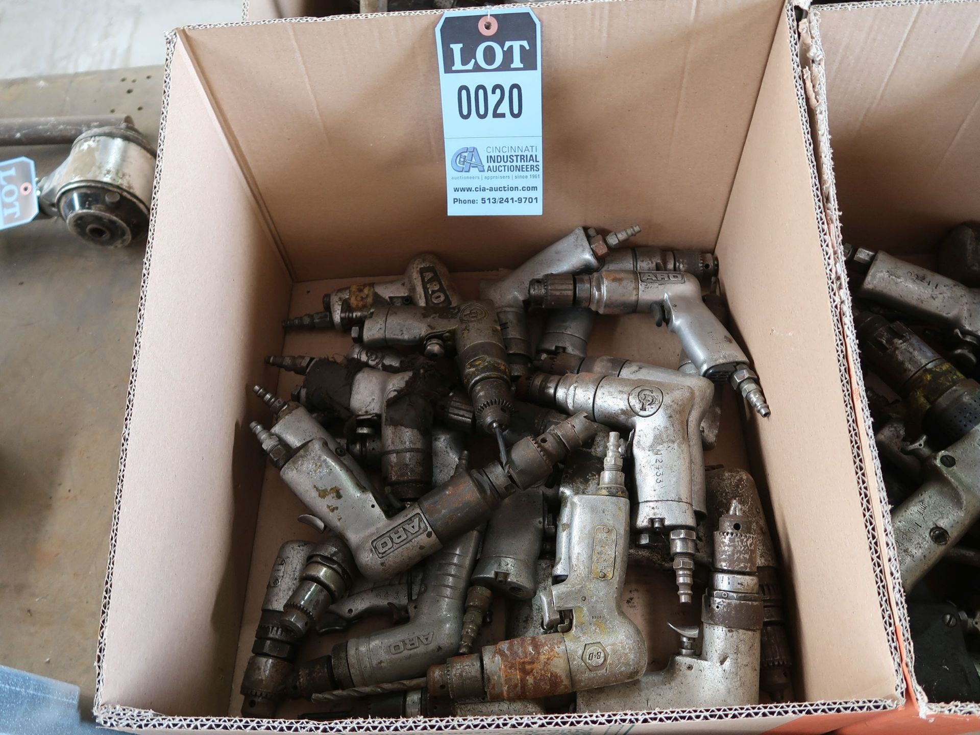 (LOT) MISCELLANEOUS PISTOL GRIP PNEUMATIC DRILLS