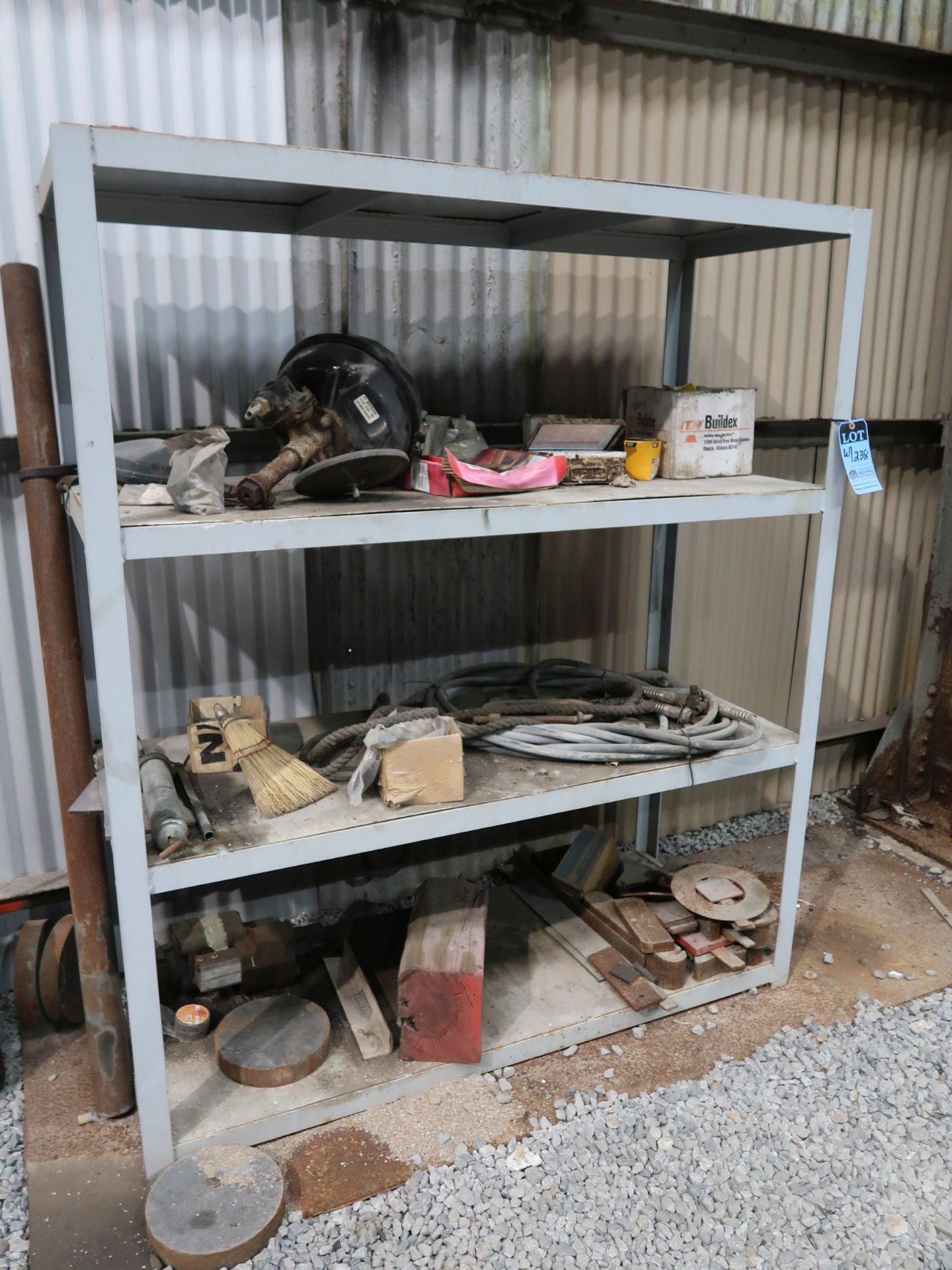 (LOT) STEEL TABLE WITH 6" BENCH VISE, (2) STEEL SAW HORSES, TRUCK TIRE CHUCKS, STEEL SHELF - Image 3 of 3