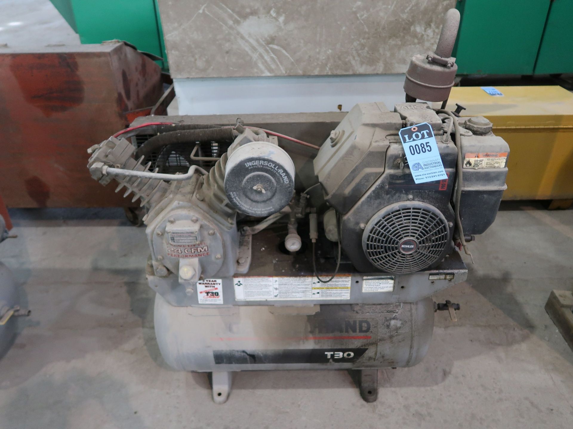 12.5 HP INGERSOLL RAND MODEL T30 GAS POWERED HORIZONTAL TANK AIR COMPRESSOR