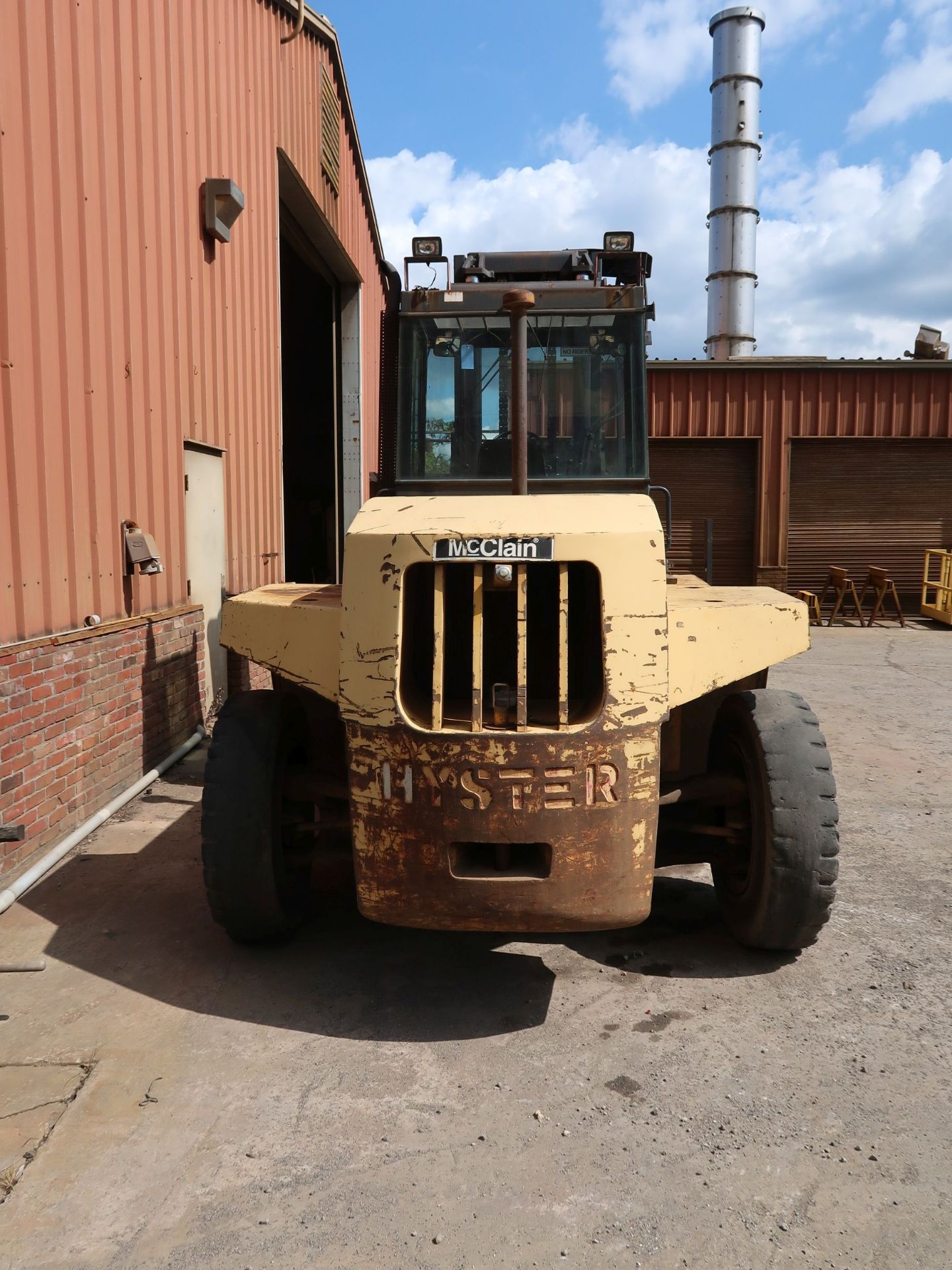 36,000 HYSTER MODEL H360XL DIESEL LIFT TRUCK; S/N C019DO1532L, 96" FORKS, PERKINS ENGINE, 2-STAGE - Image 5 of 10