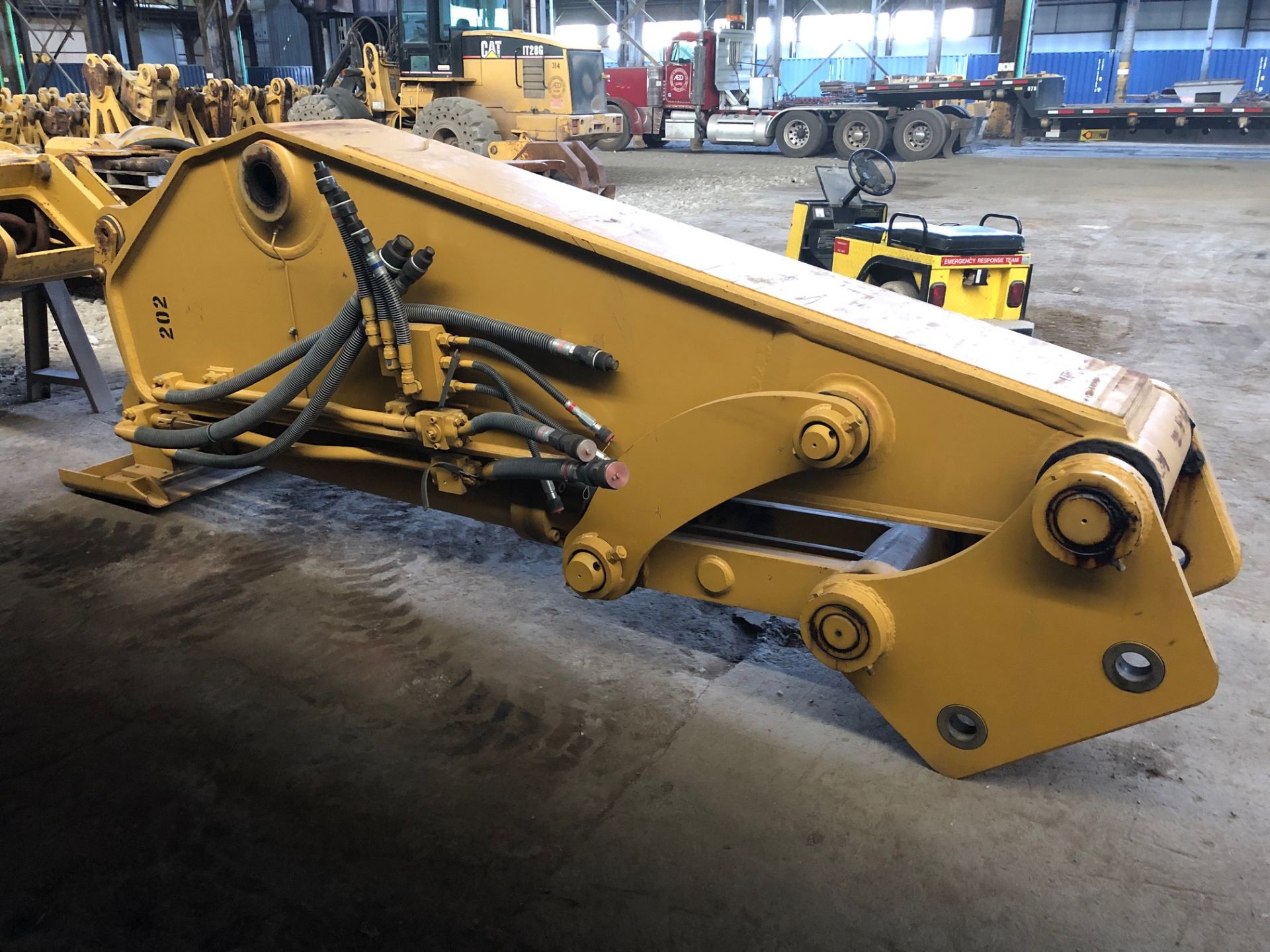 CATERPILLAR 345 STICK WITH ALLIED GATOR MODEL UCS 5070 ADAPTOR - Image 2 of 3