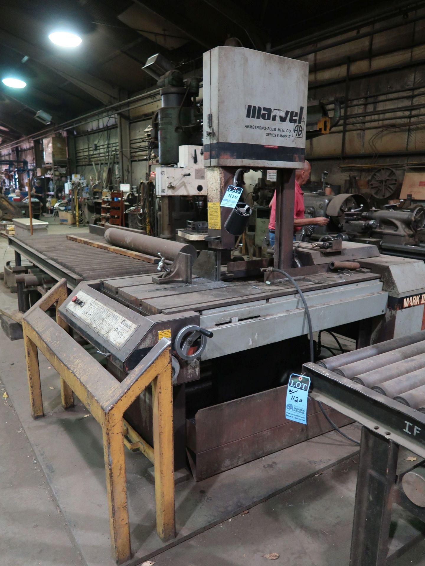 18" MARVEL SERIES 8 MARK II VERTICAL BAND SAW; S/N 826004-W