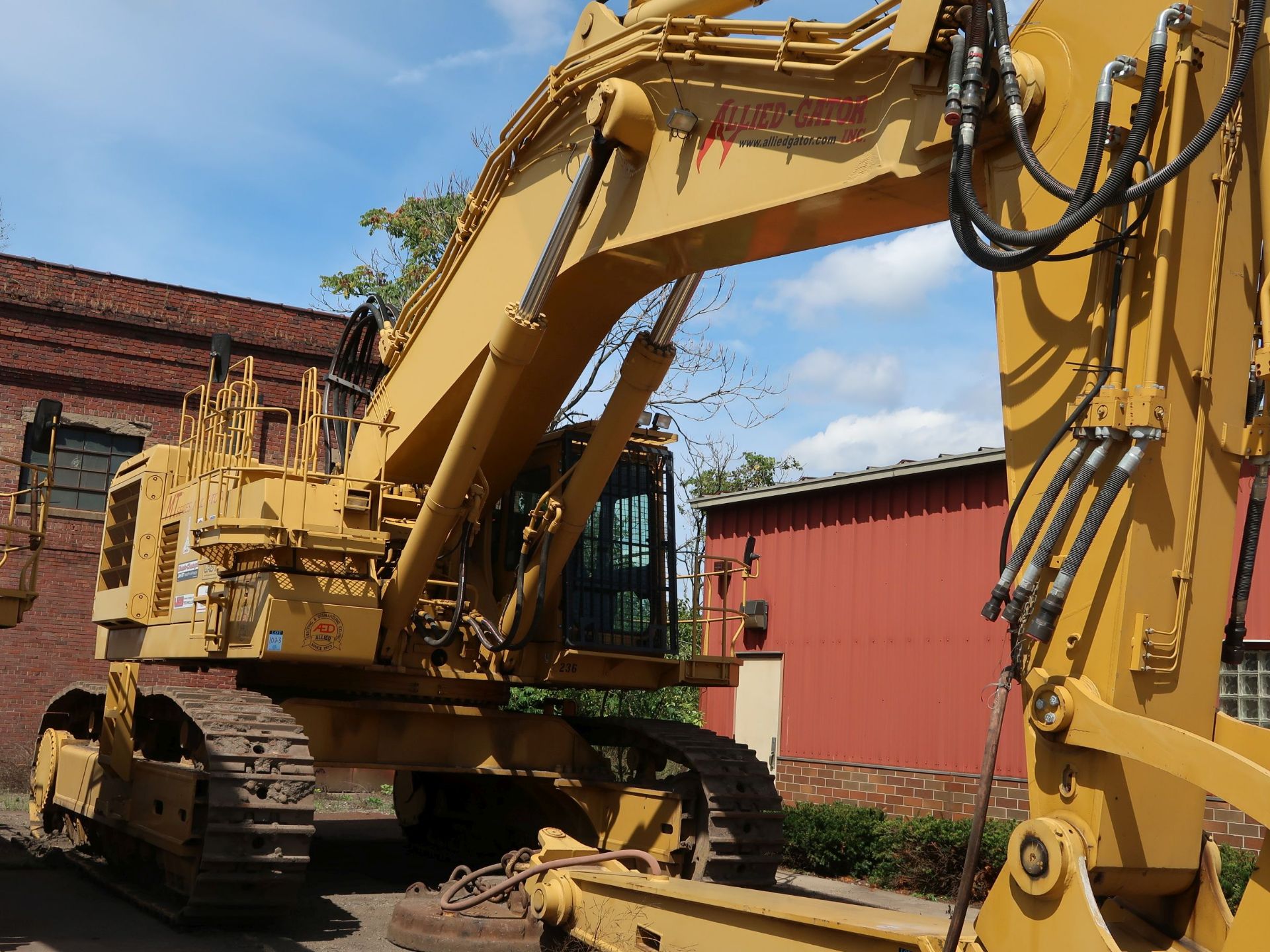 2000 KOMATSU MODEL PC1100-6H HYDRAULIC EXCAVATOR; S/N H10028 (YEAR 2000 - 15,042 HOURS), GENERATOR