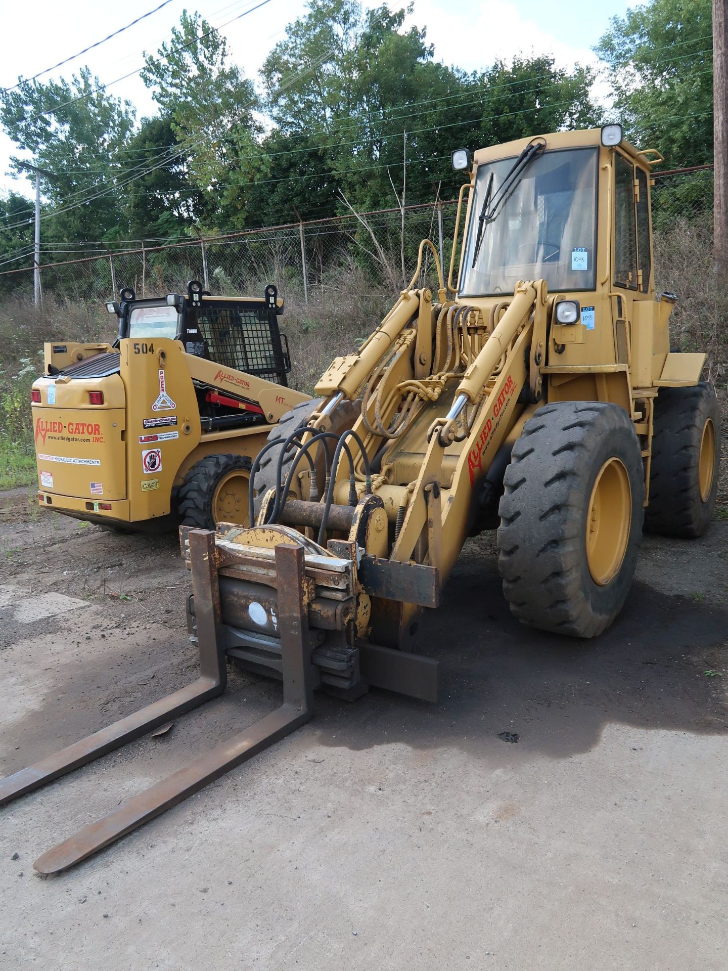 CATERPILLAR MODEL IT14B RUBBER TIRE LOADER; S/N 3NJ00060, 21,804 HOURS, WITH ROTATING FORK