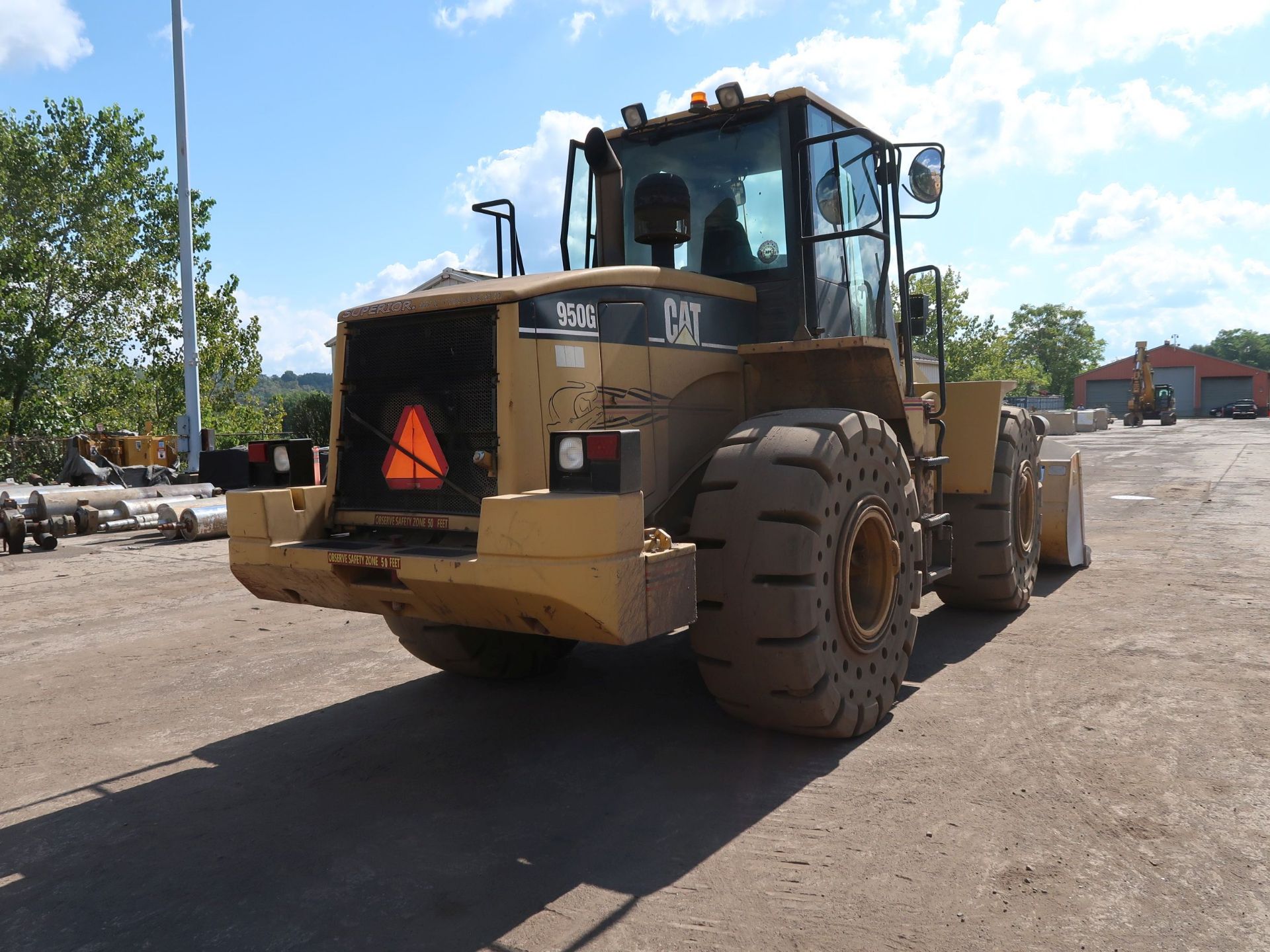 CATERPILLAR MODEL 950G ARTICULATING WHEEL LOADER; S/N T3JW02490, CAT 90G/ 962 BUCKET, NO. B1E01991 / - Image 7 of 13