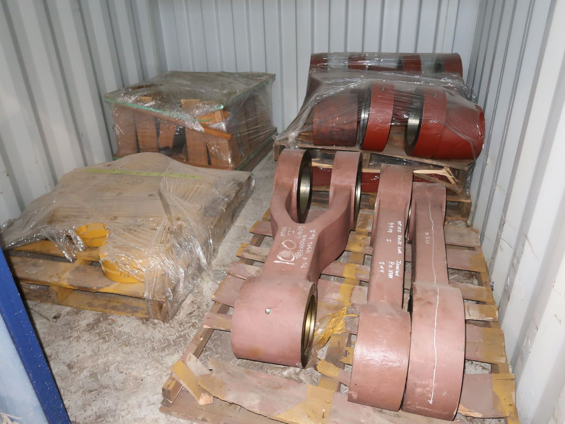 (LOT) LARGE OFFERING OF ALLIED GATOR PARTS THAT ARE STORED IN (160) CONEX CONTIANERS, YELLOW STEEL - Image 68 of 190