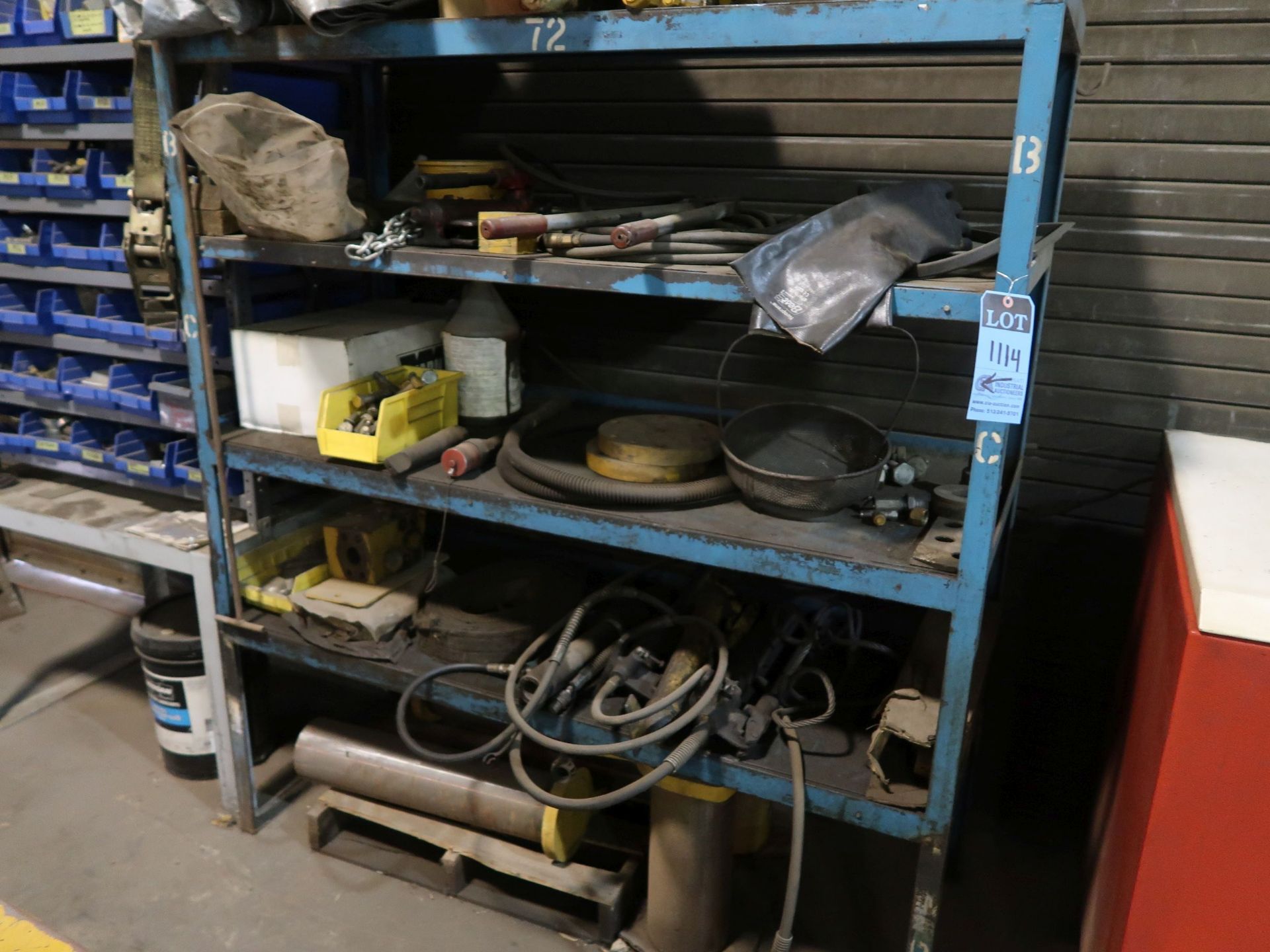 (LOT) CABINETS AND SHELVES WITH CONTENTS INCLUDING HARDWARE, PERISHABLE TOOLING, MACHINE PARTS,