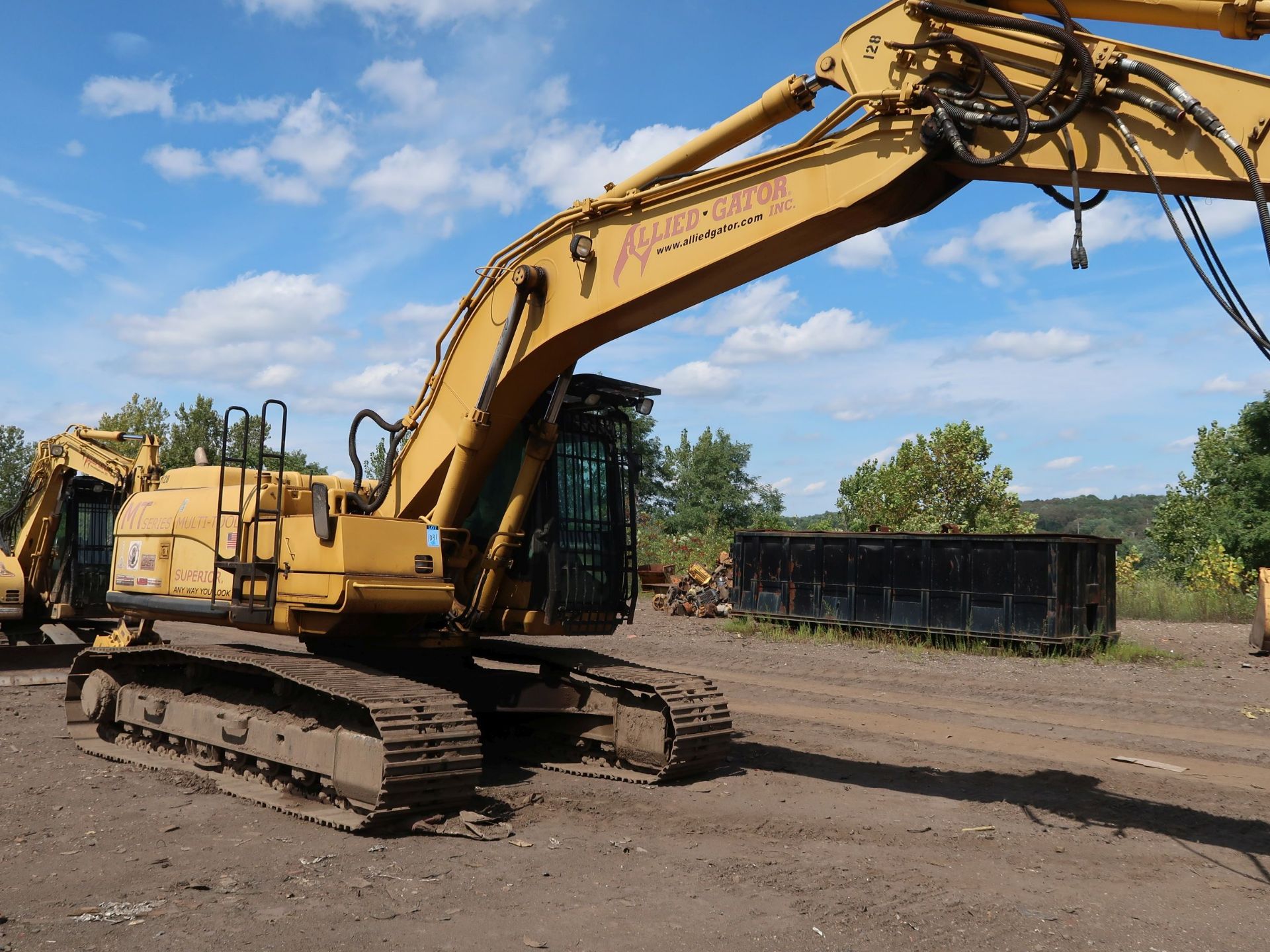 2002 CATERPILLAR MODEL 322CL HYDRAULIC EXCAVATOR; S/N BKJ00644, 27-1/2" WIDE TRACKS, CAB AC, - Image 4 of 9